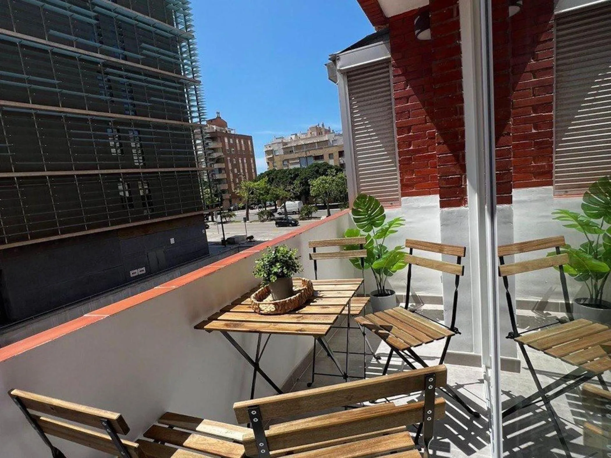 Holidays2Malaga Lebrija 3 bedroom & Terrace & Parking & Smart TV