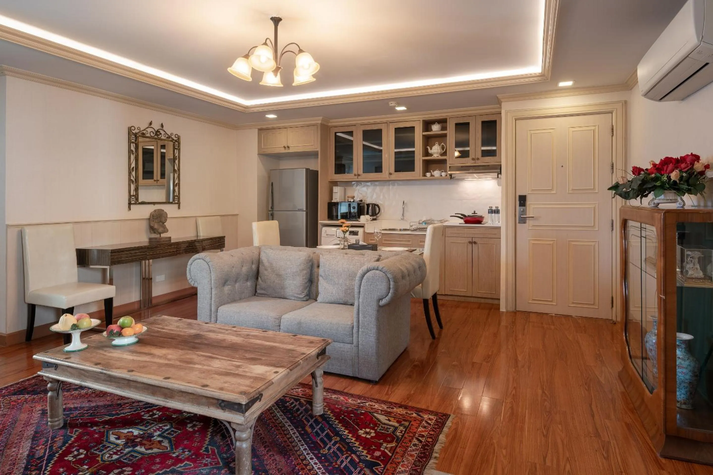 Kitchen or kitchenette in Aspira Hana Executive Suite Thonglor