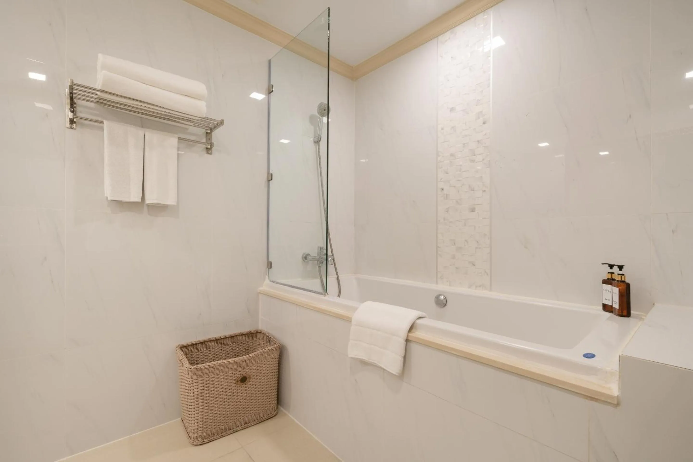 Shower in Aspira Hana Executive Suite Thonglor