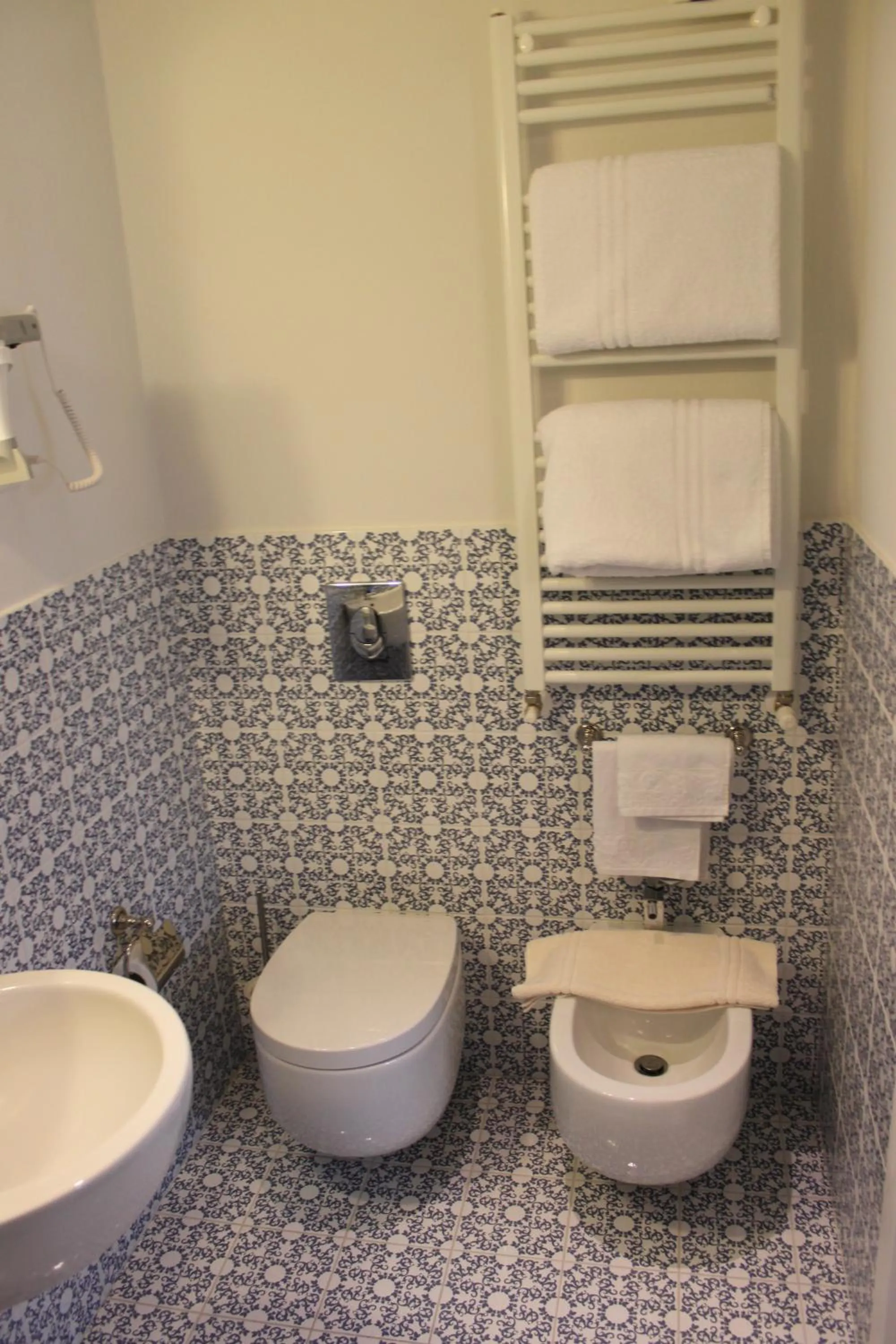 Toilet in Abracadabra Tortona