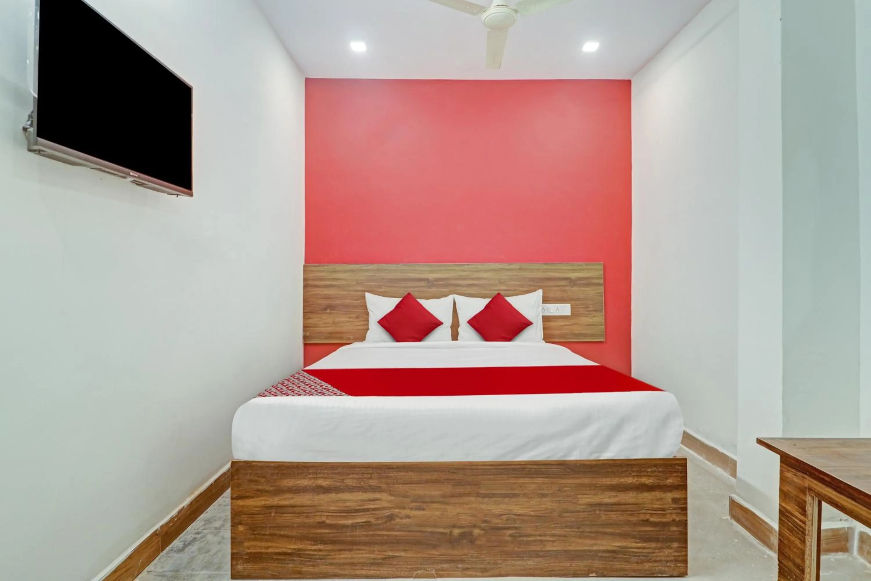 Bedroom in Hotel O Lavish Stay