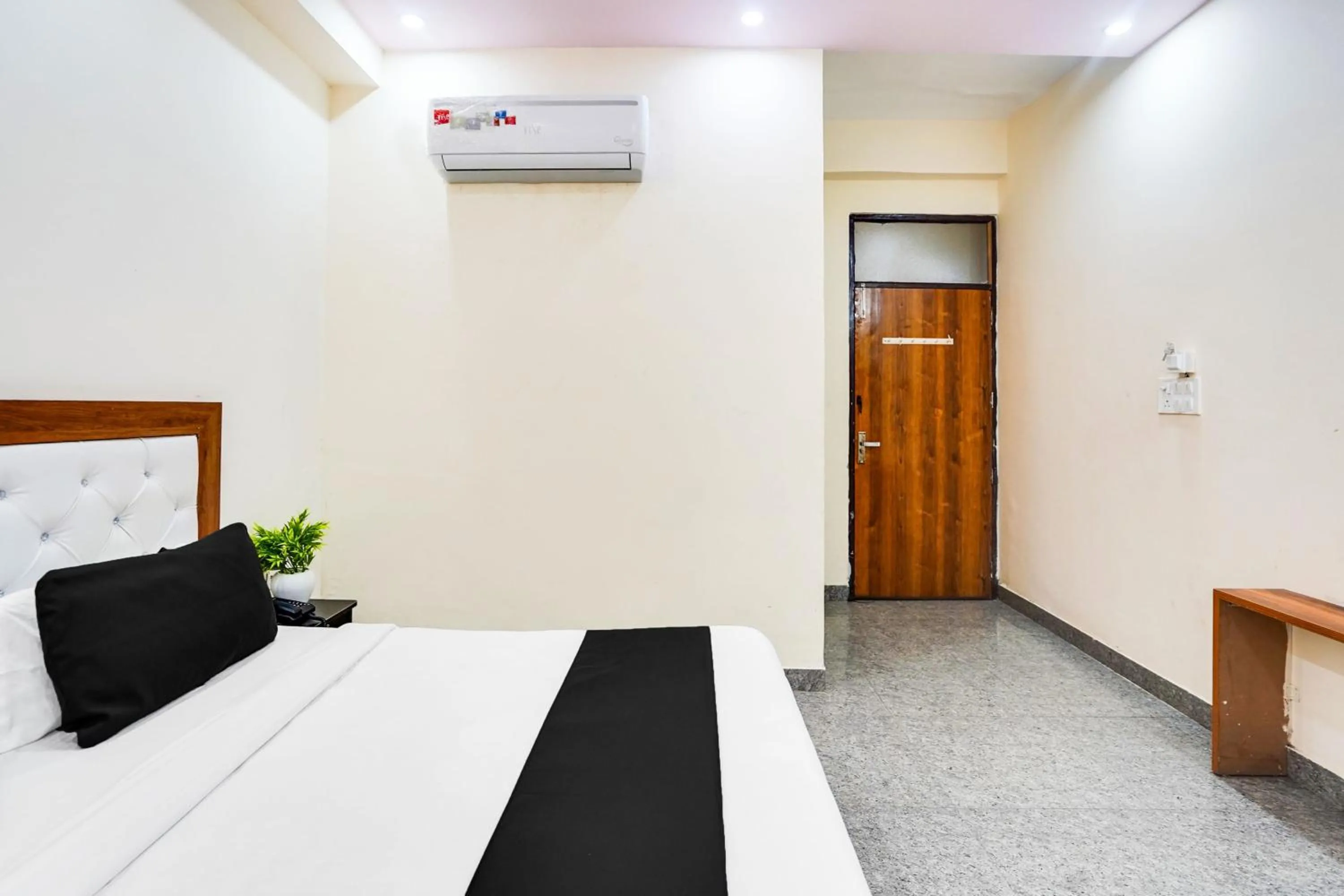 Bedroom in Collection O Sector 117 Noida