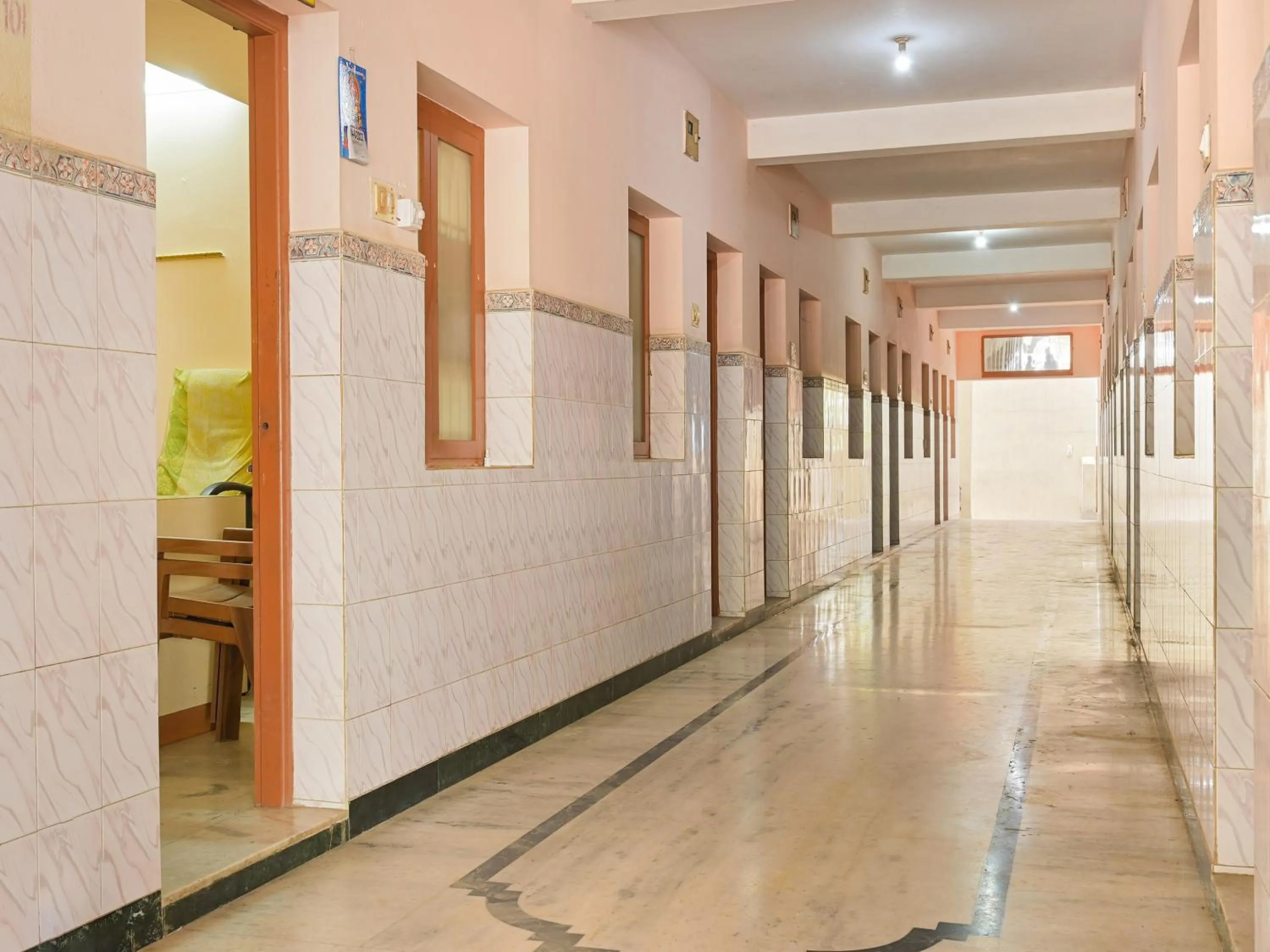 Lobby or reception in Hotel O Vel Vel Guest House