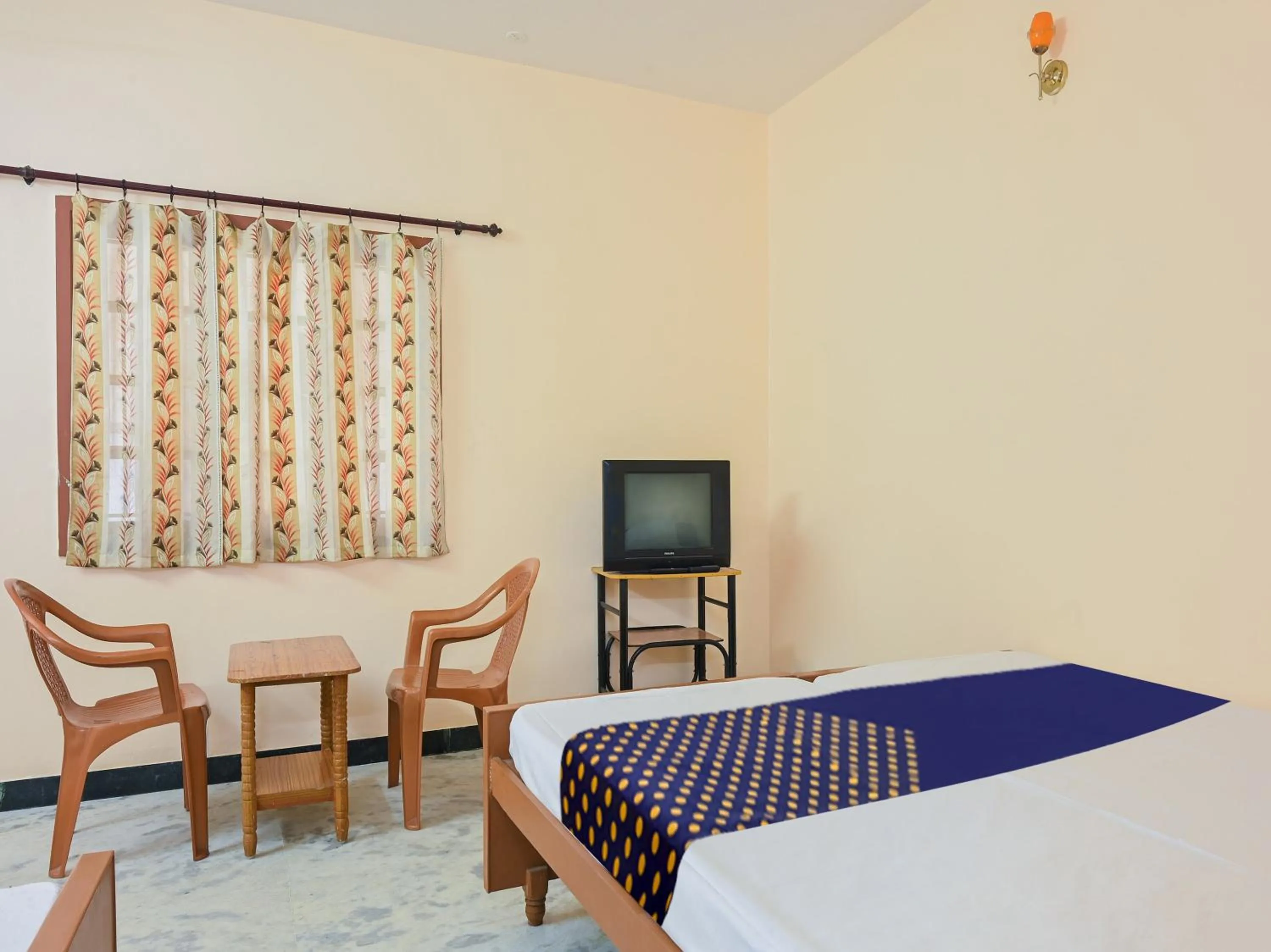 Bedroom, Bed in Hotel O Vel Vel Guest House