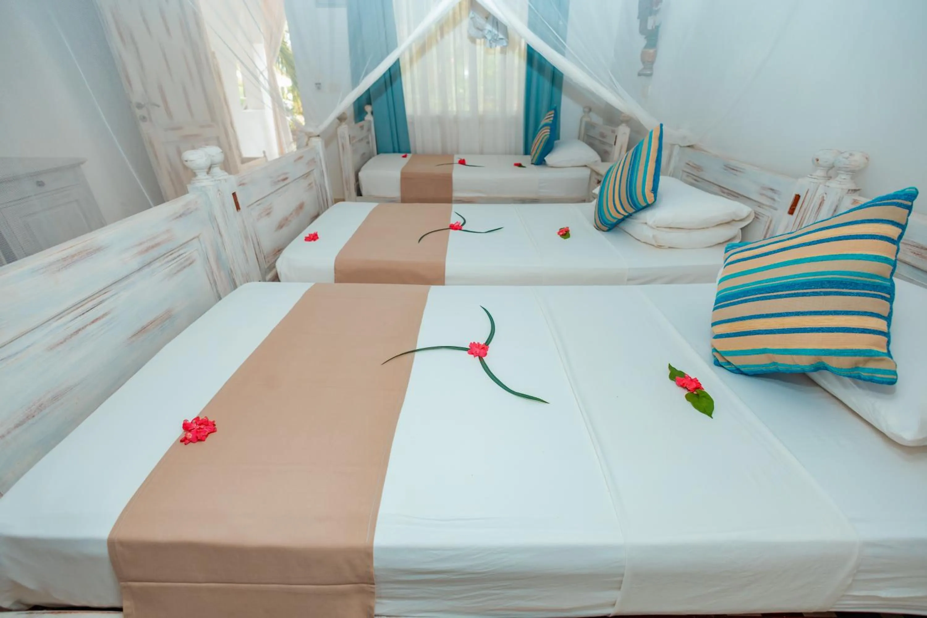 Bedroom, Bed in Twiga Beach Resort