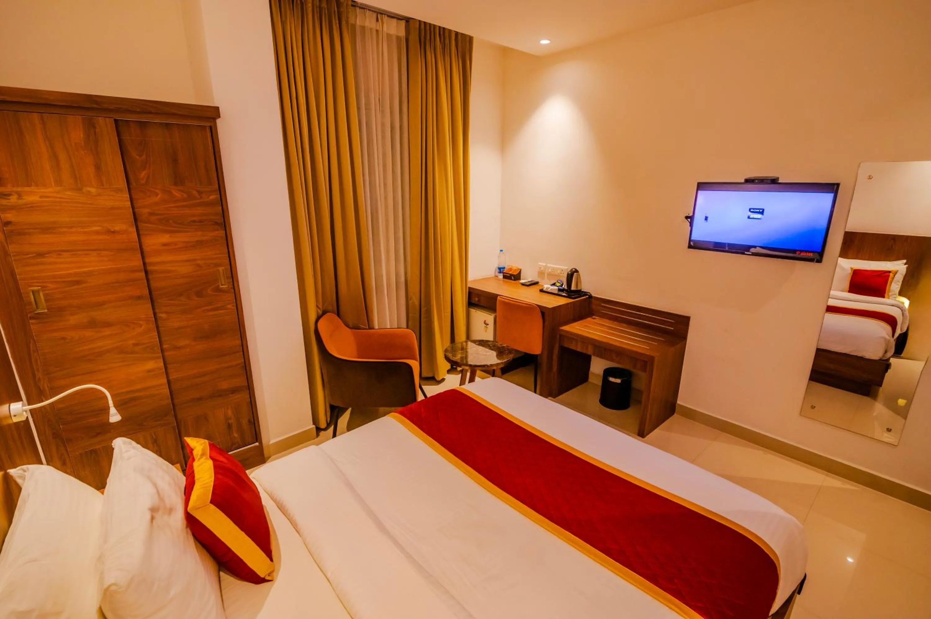 Bed in Hotel Seven Lights