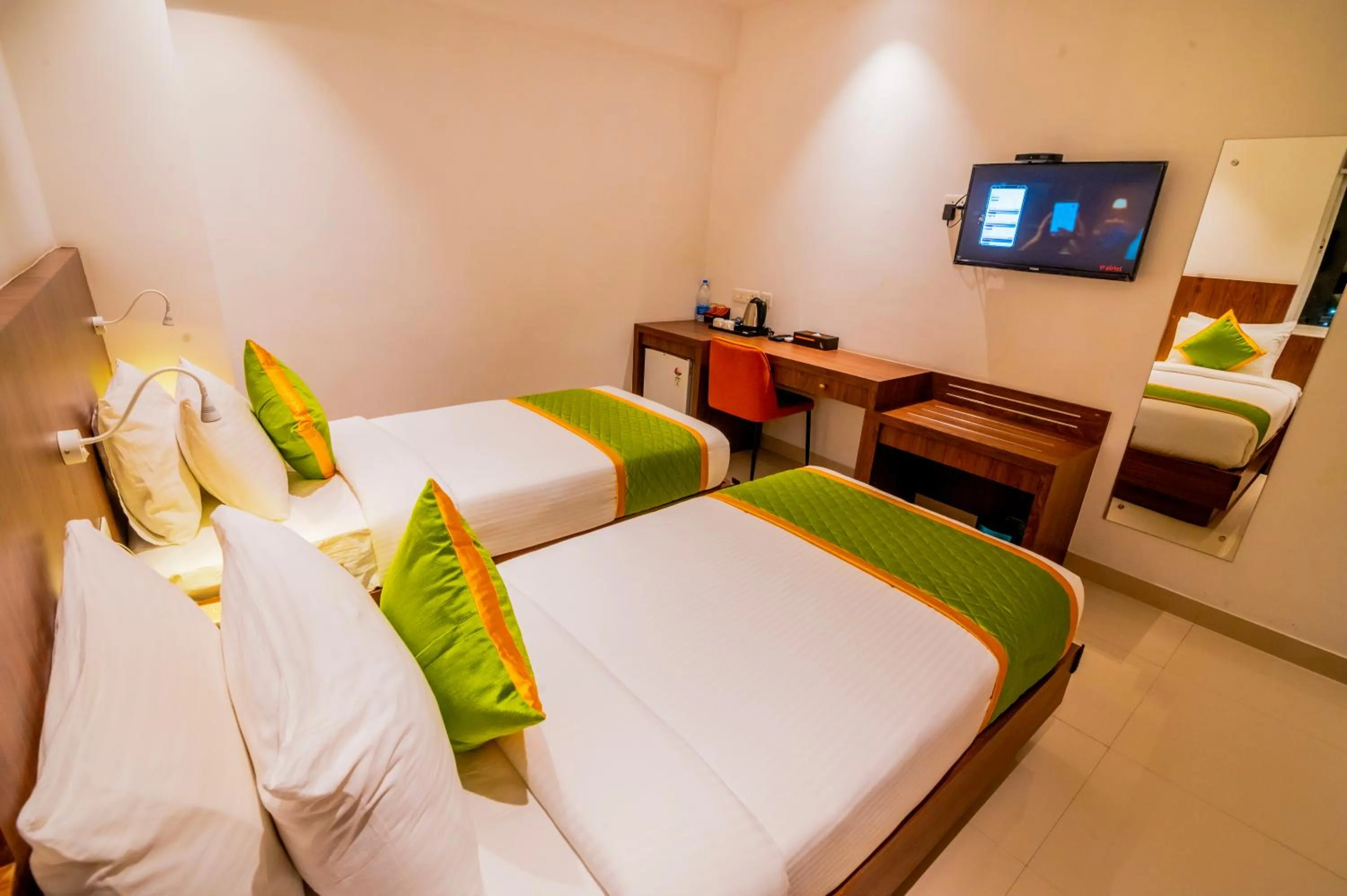 Bedroom, Bed in Hotel Seven Lights