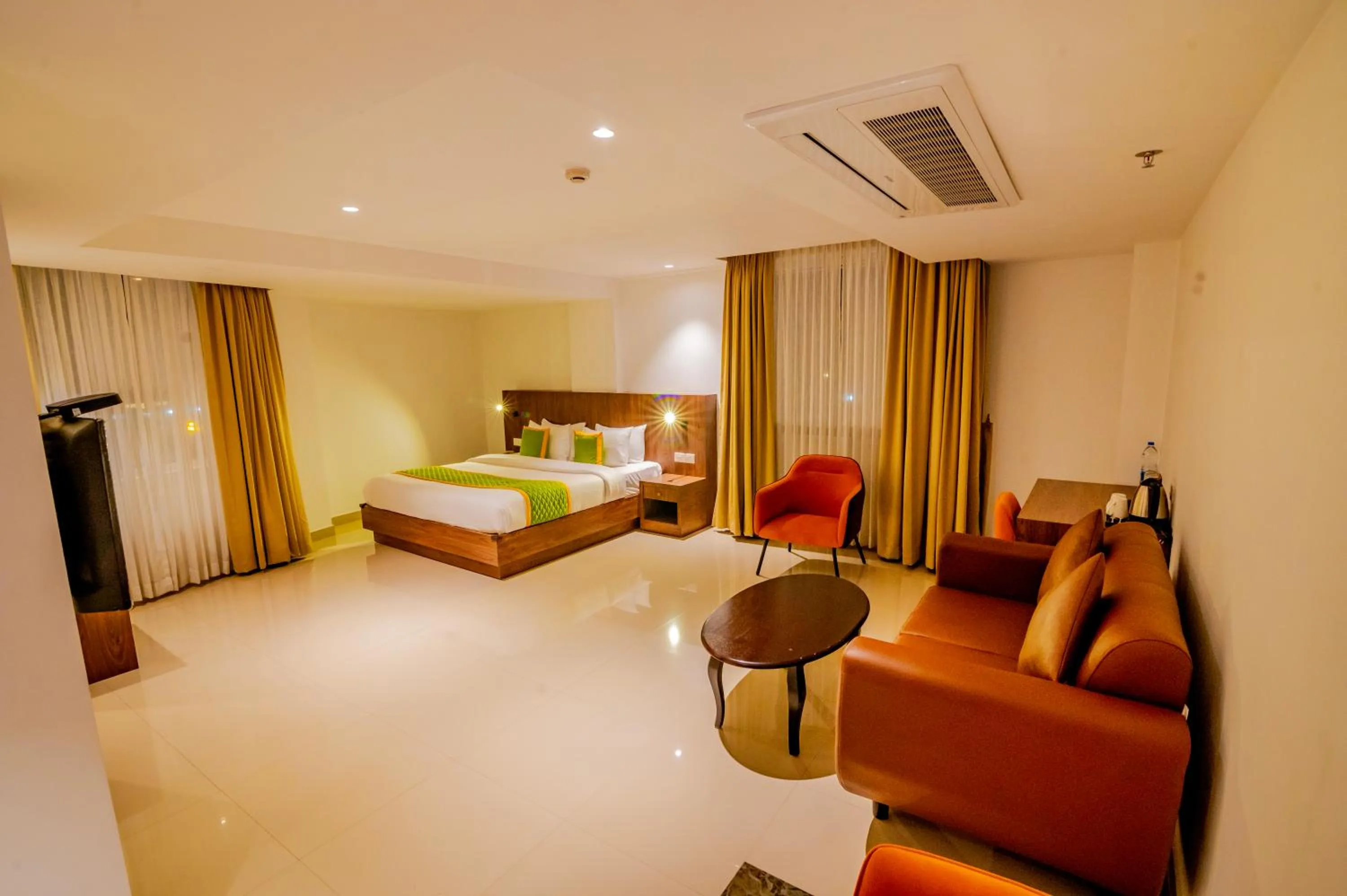 Bedroom, Bed in Hotel Seven Lights