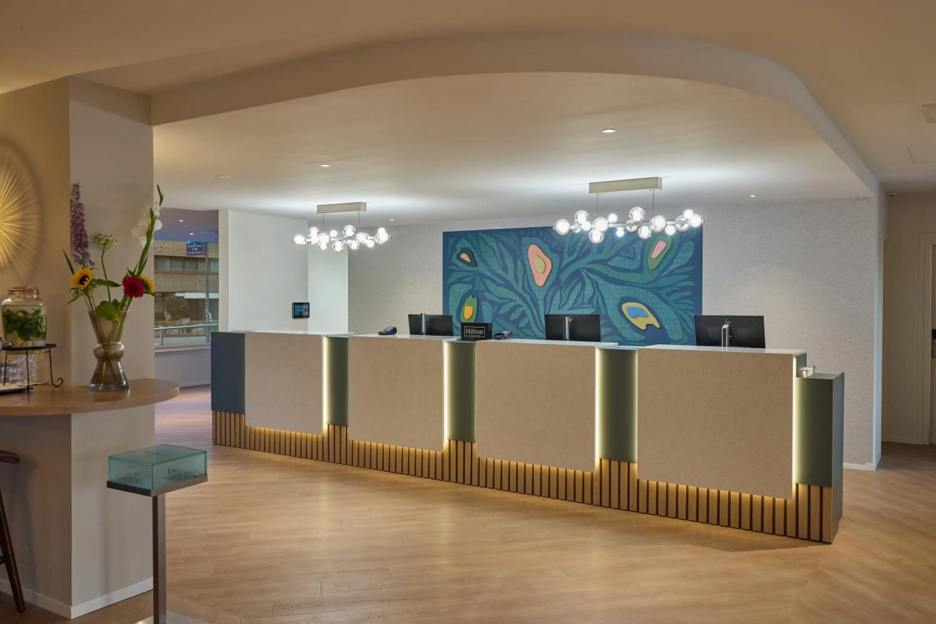 Lobby or reception in DoubleTree by Hilton Rotterdam Centre