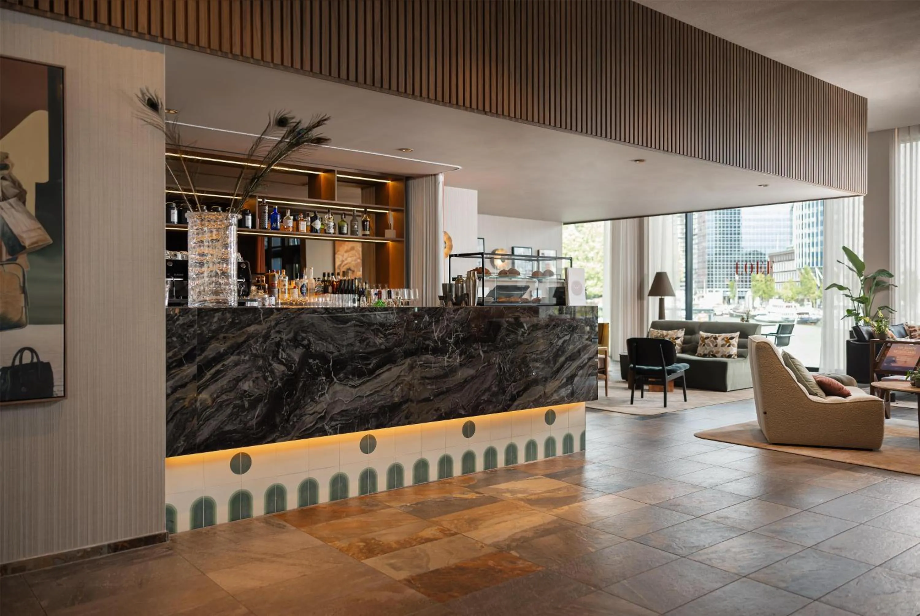 Lounge or bar in DoubleTree by Hilton Rotterdam Centre