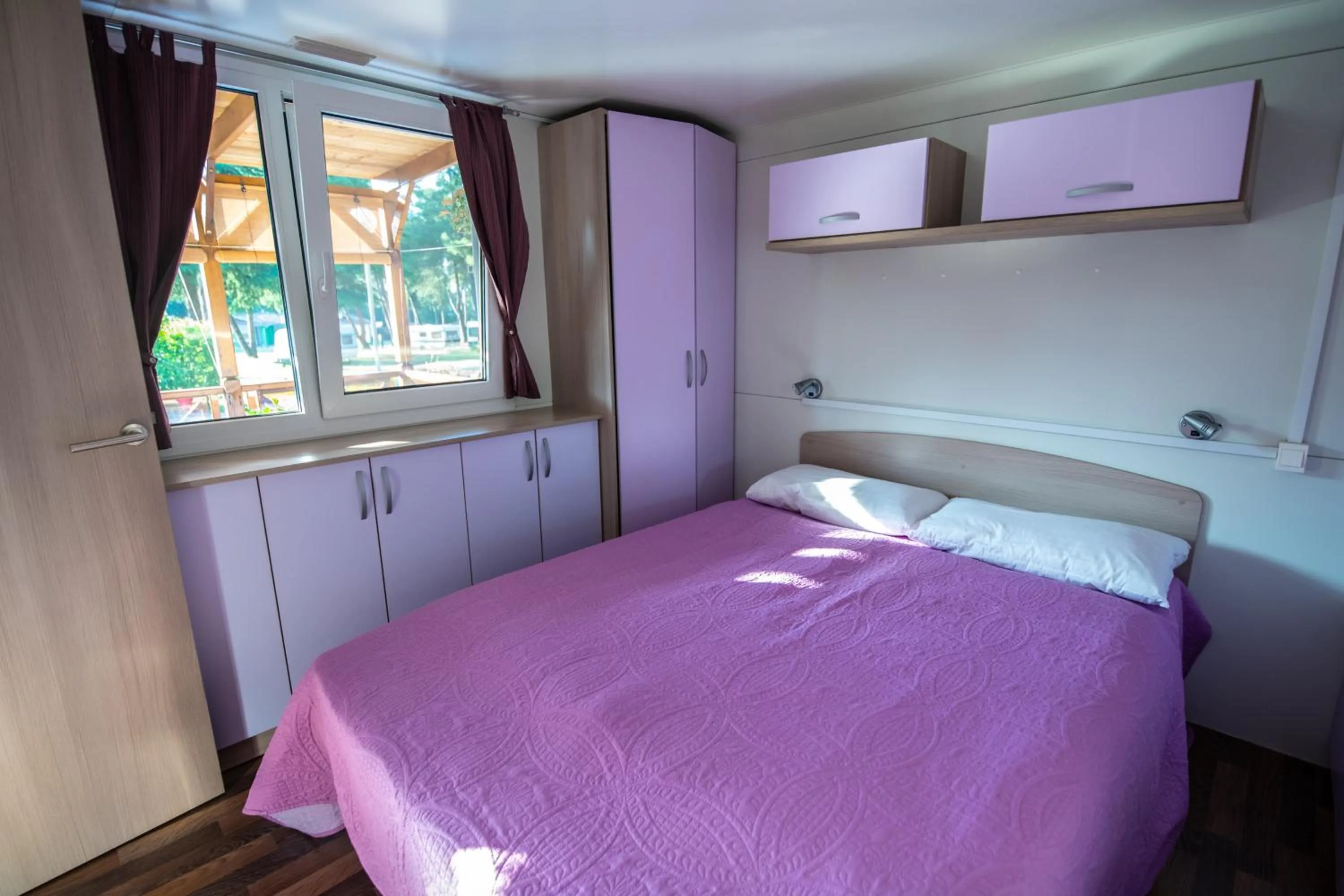 Camping Media Mobile Homes in Brioni Sunny Camping