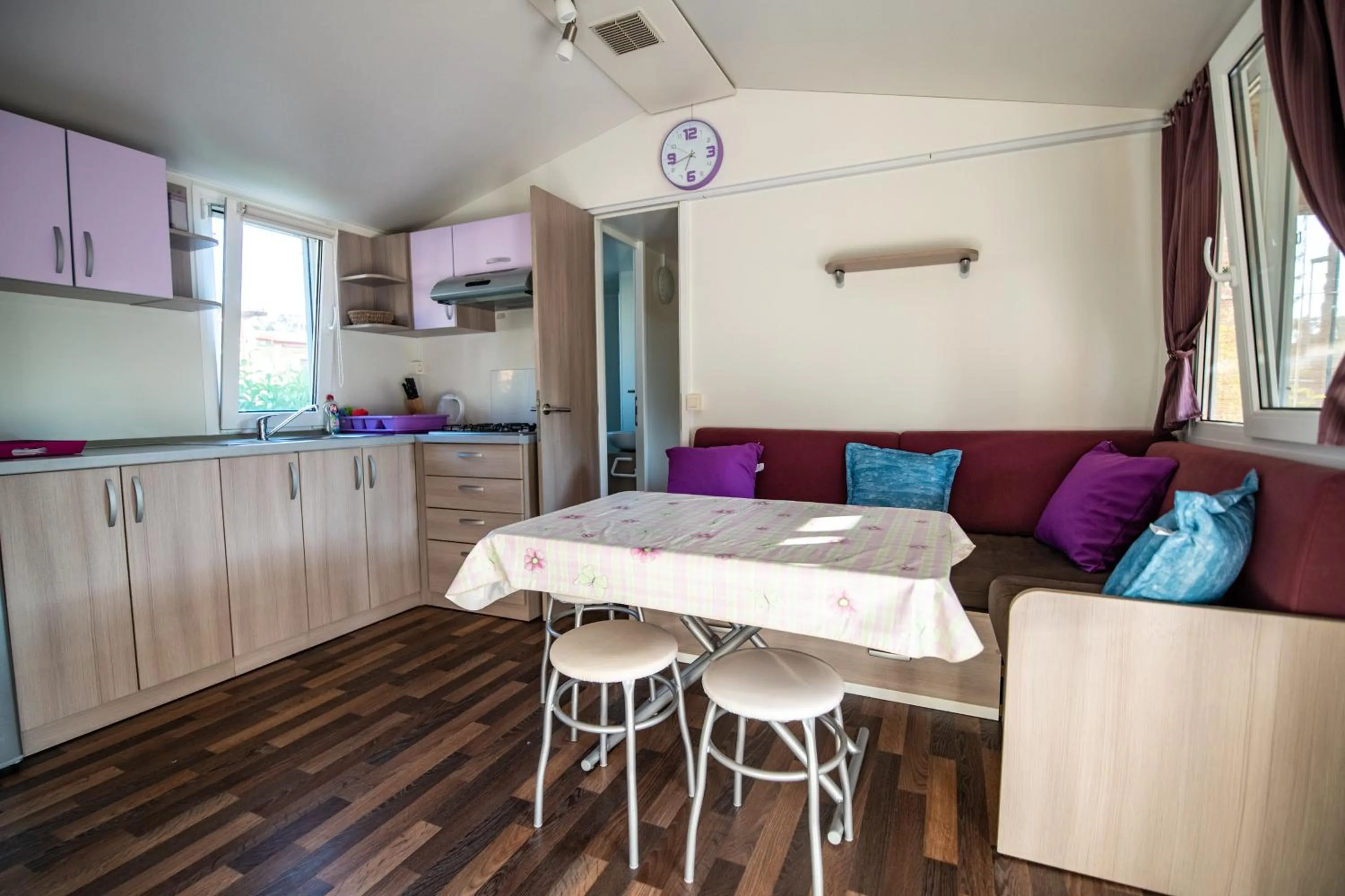 Camping Media Mobile Homes in Brioni Sunny Camping