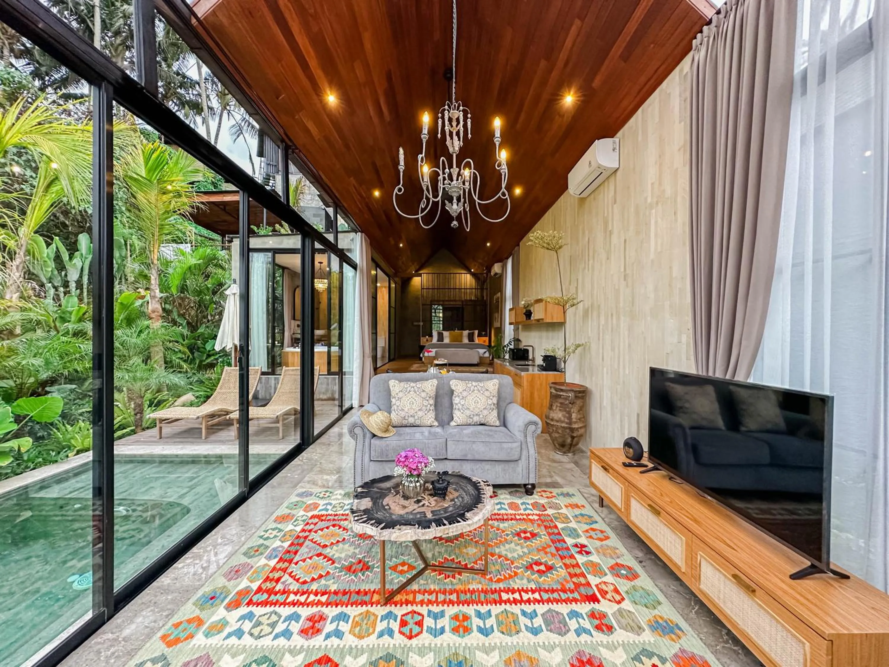 TV and multimedia in Magical Jungle Resort