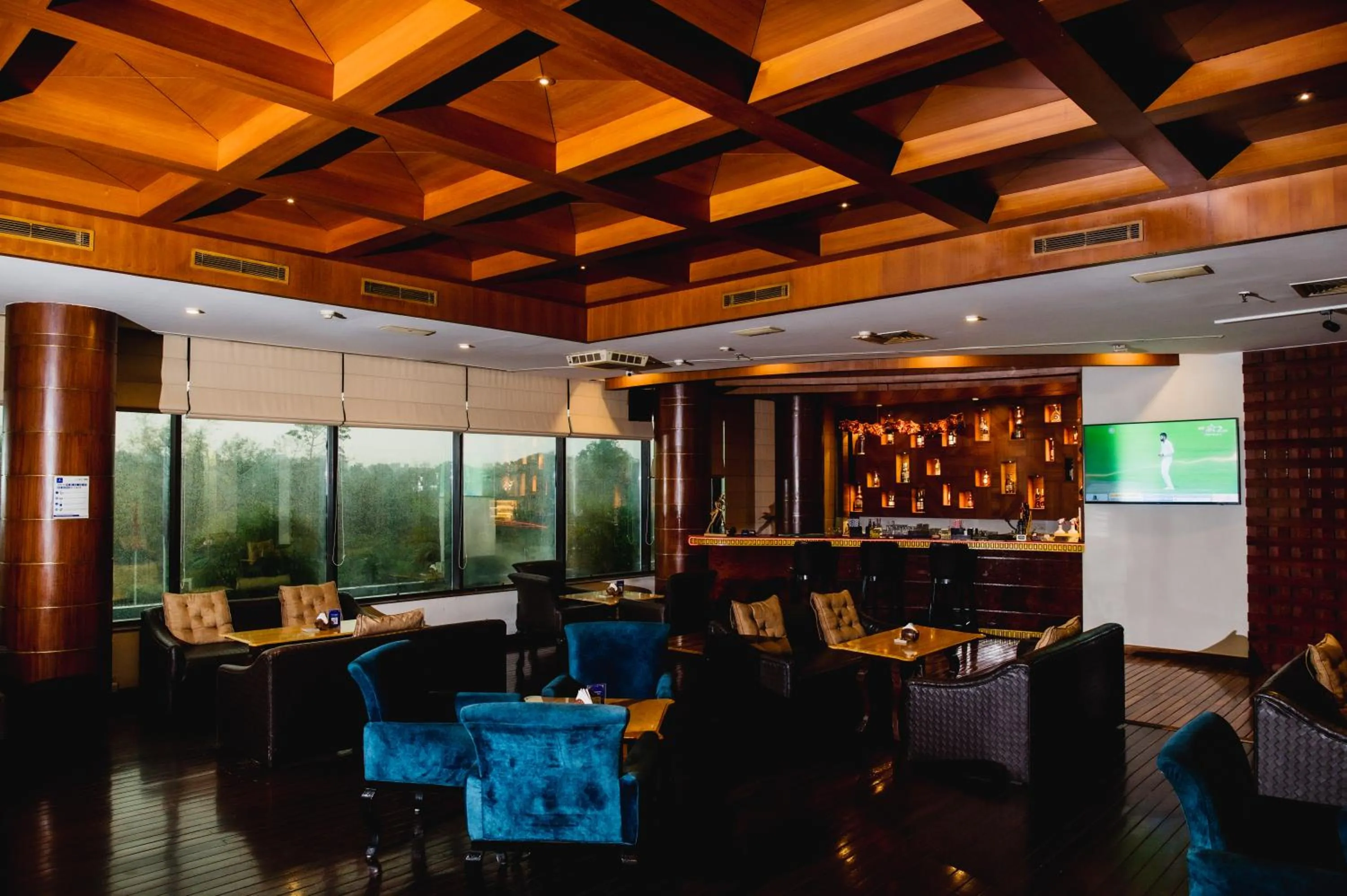 Lounge or bar in The Alcor Hotel