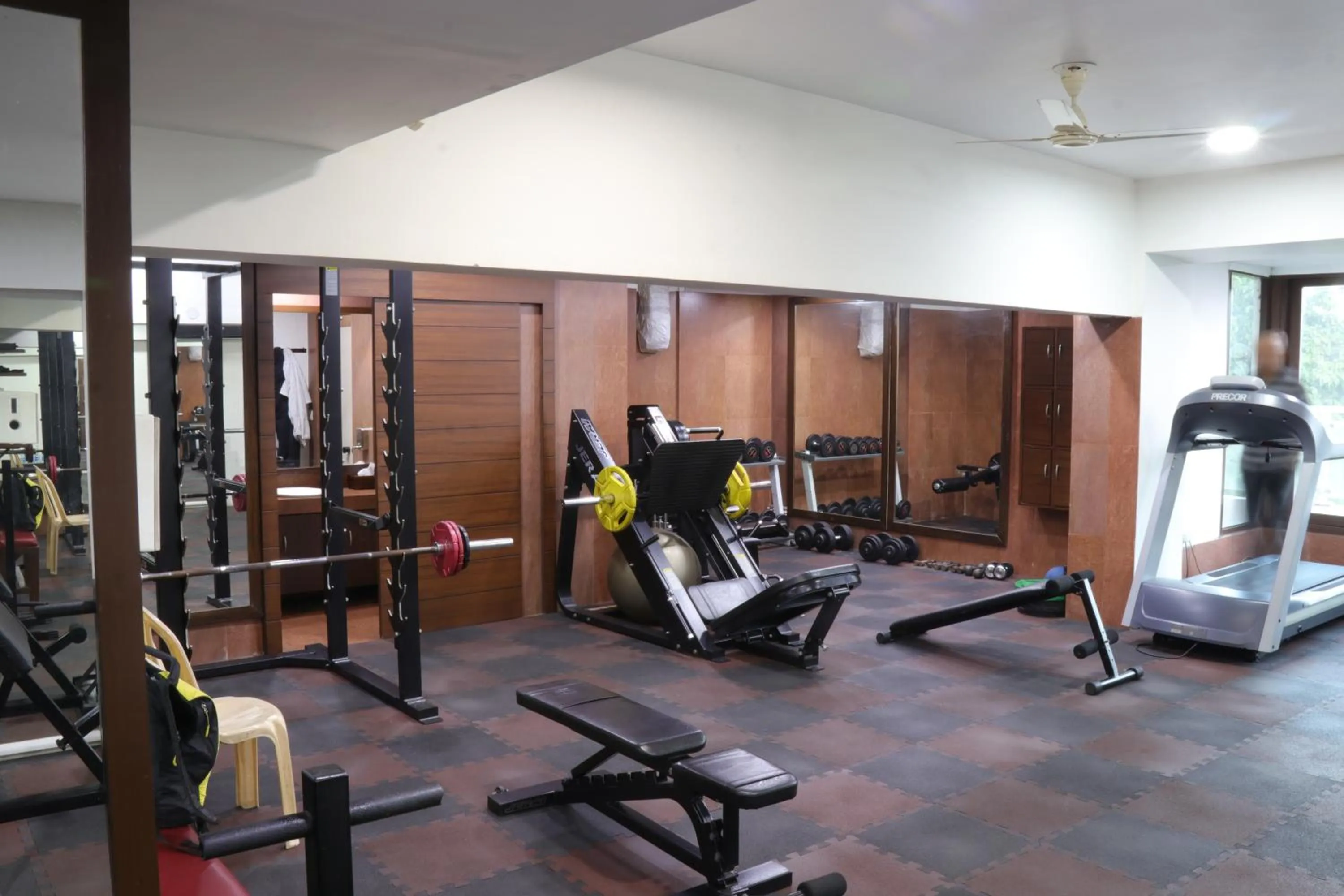 Fitness centre/facilities in The Alcor Hotel