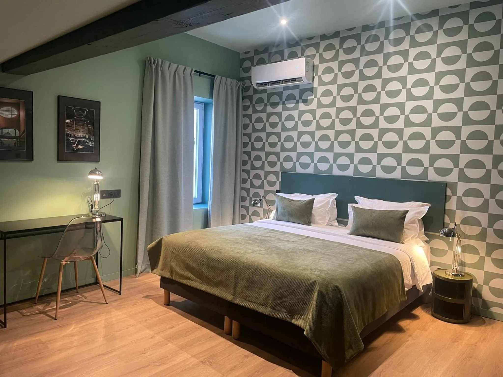 Bedroom, Bed in Nouvel Hôtel & Appartements