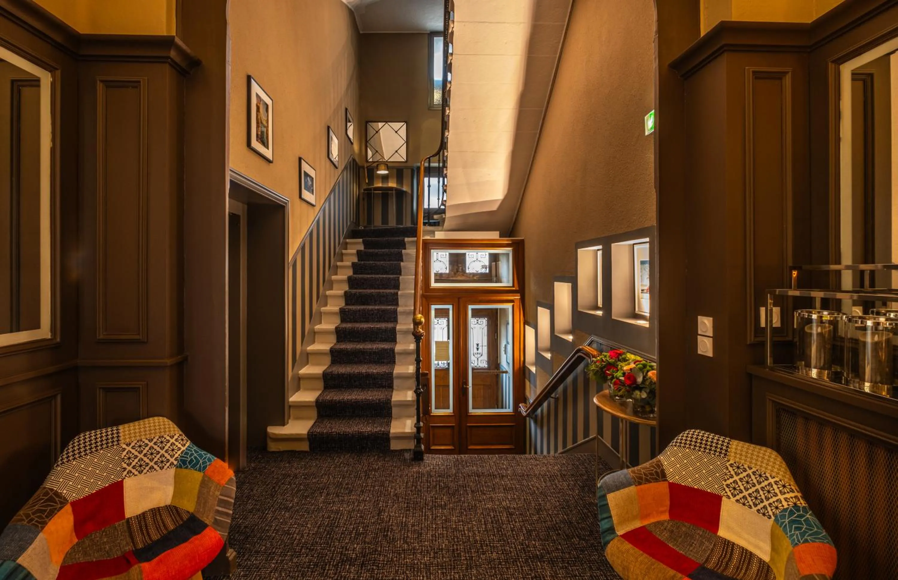 Lobby or reception in Nouvel Hôtel & Appartements