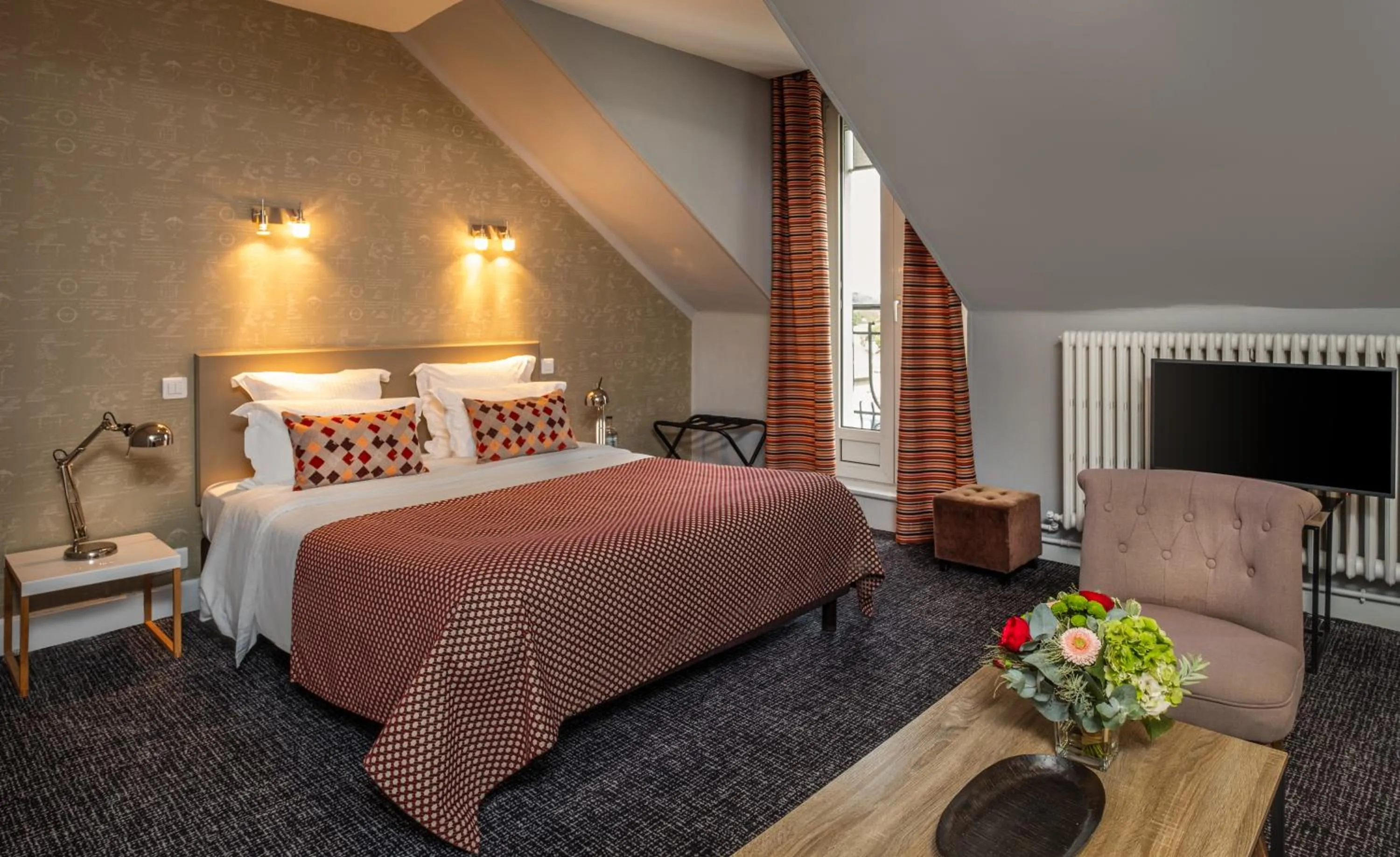 Photo of the whole room, Bed in Nouvel Hôtel & Appartements