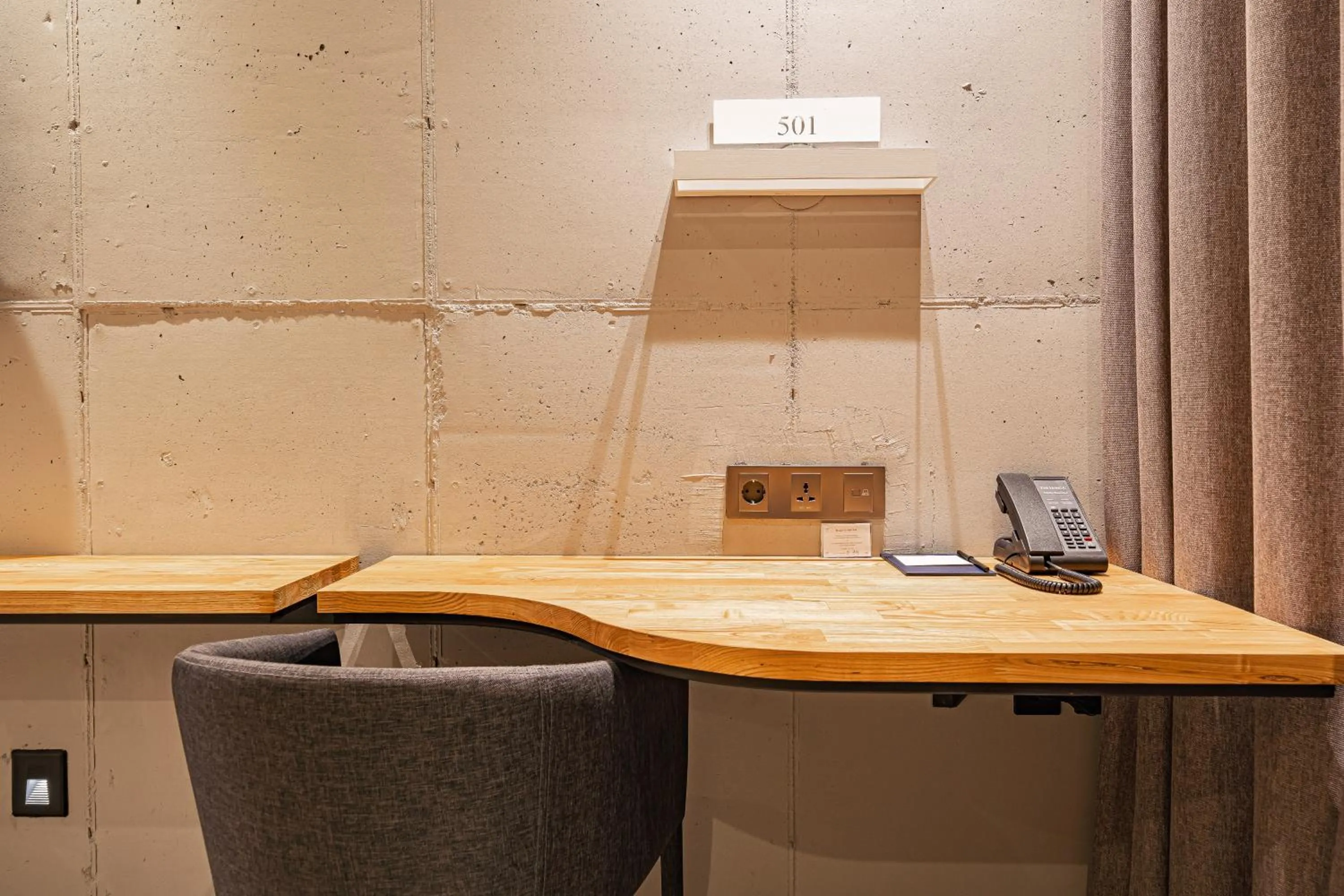 hair dresser in The Hong C Hotel