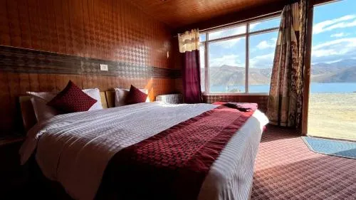 Soma Retreat Cottage, Pangong Lake