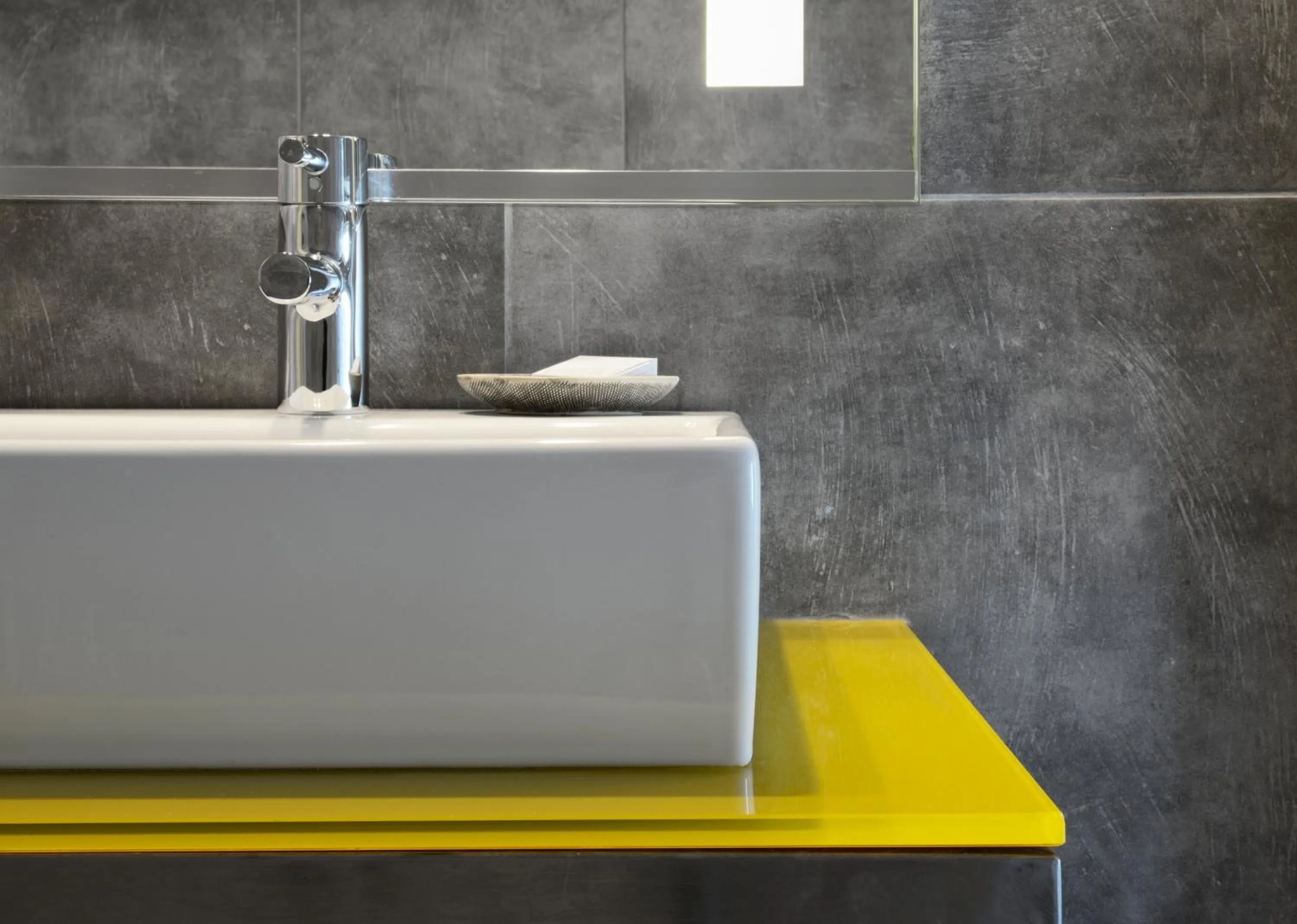 Bathroom in Relais Rossar Boutique Hotel Garda & Hills