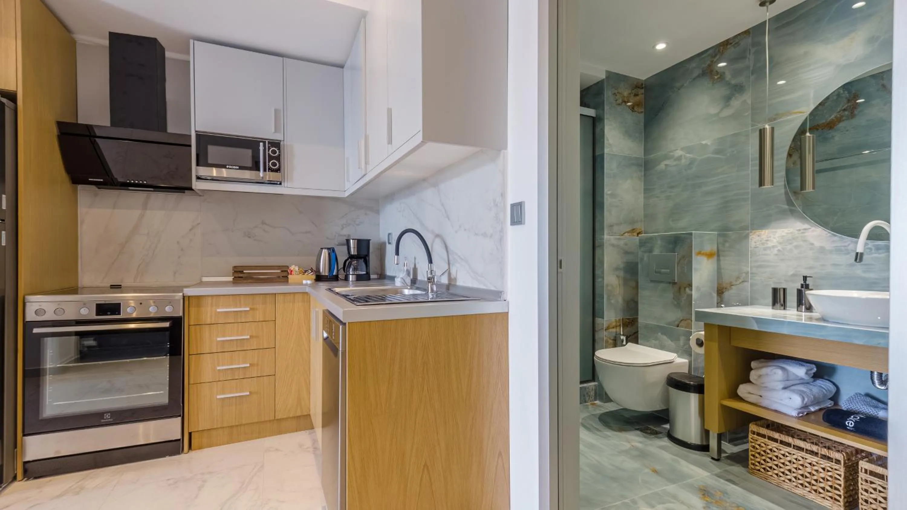 Shower in Kima Premium Apartments