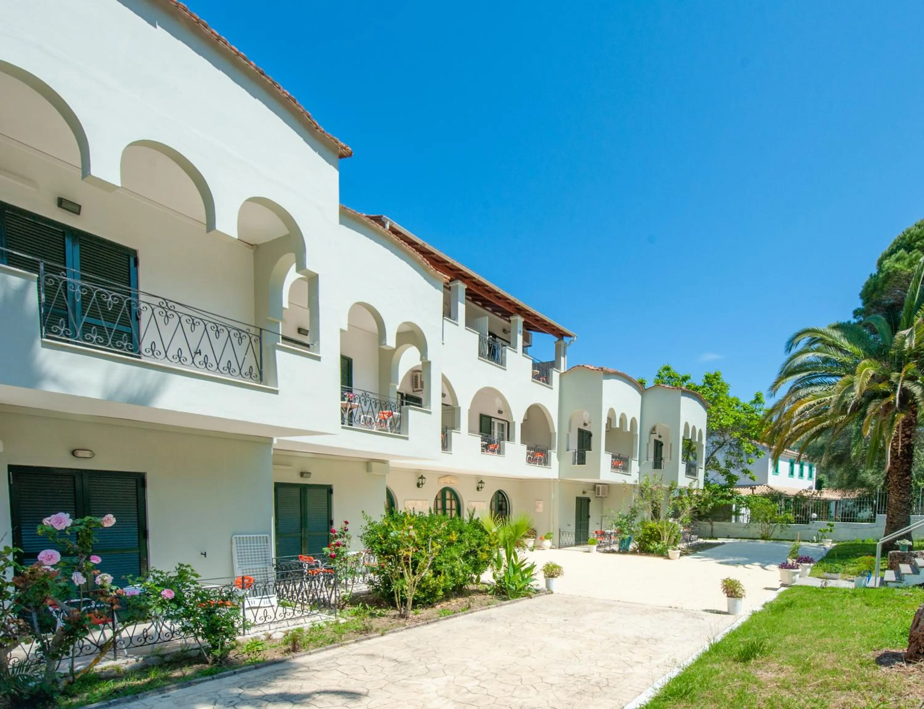 Property building in Vassilis Paradise Garden Aparthotel