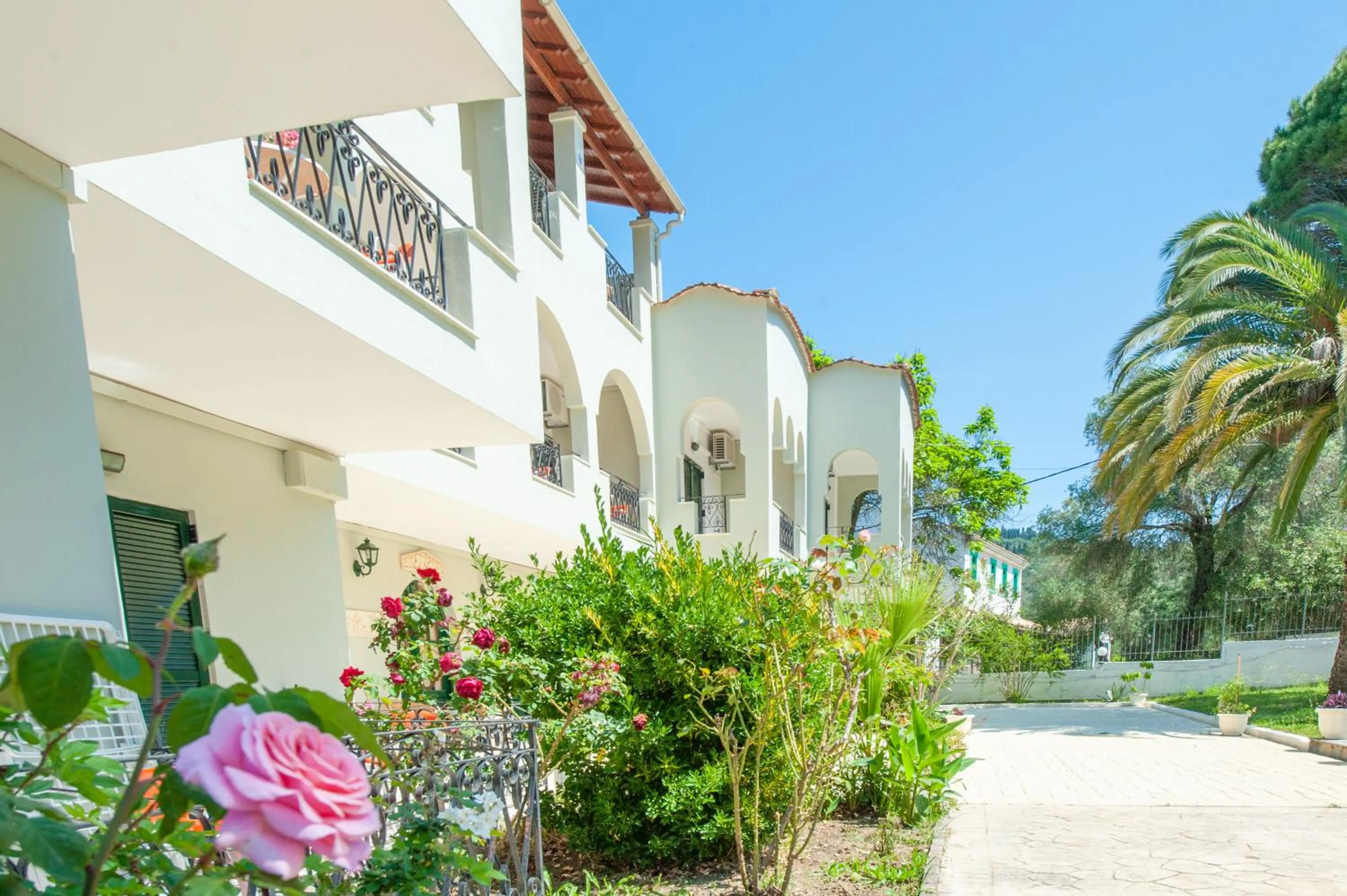 Property building in Vassilis Paradise Garden Aparthotel