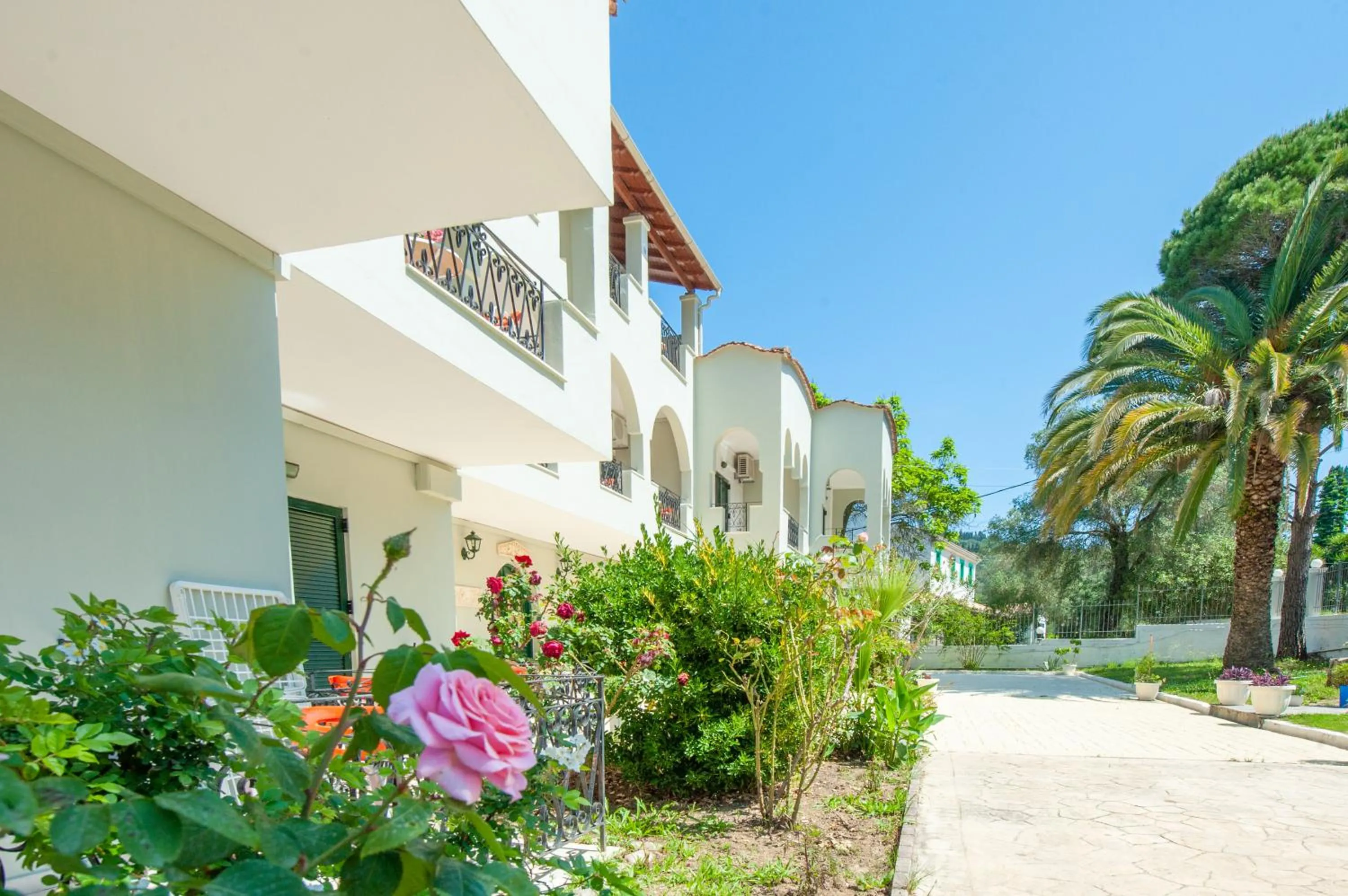 Property building in Vassilis Paradise Garden Aparthotel
