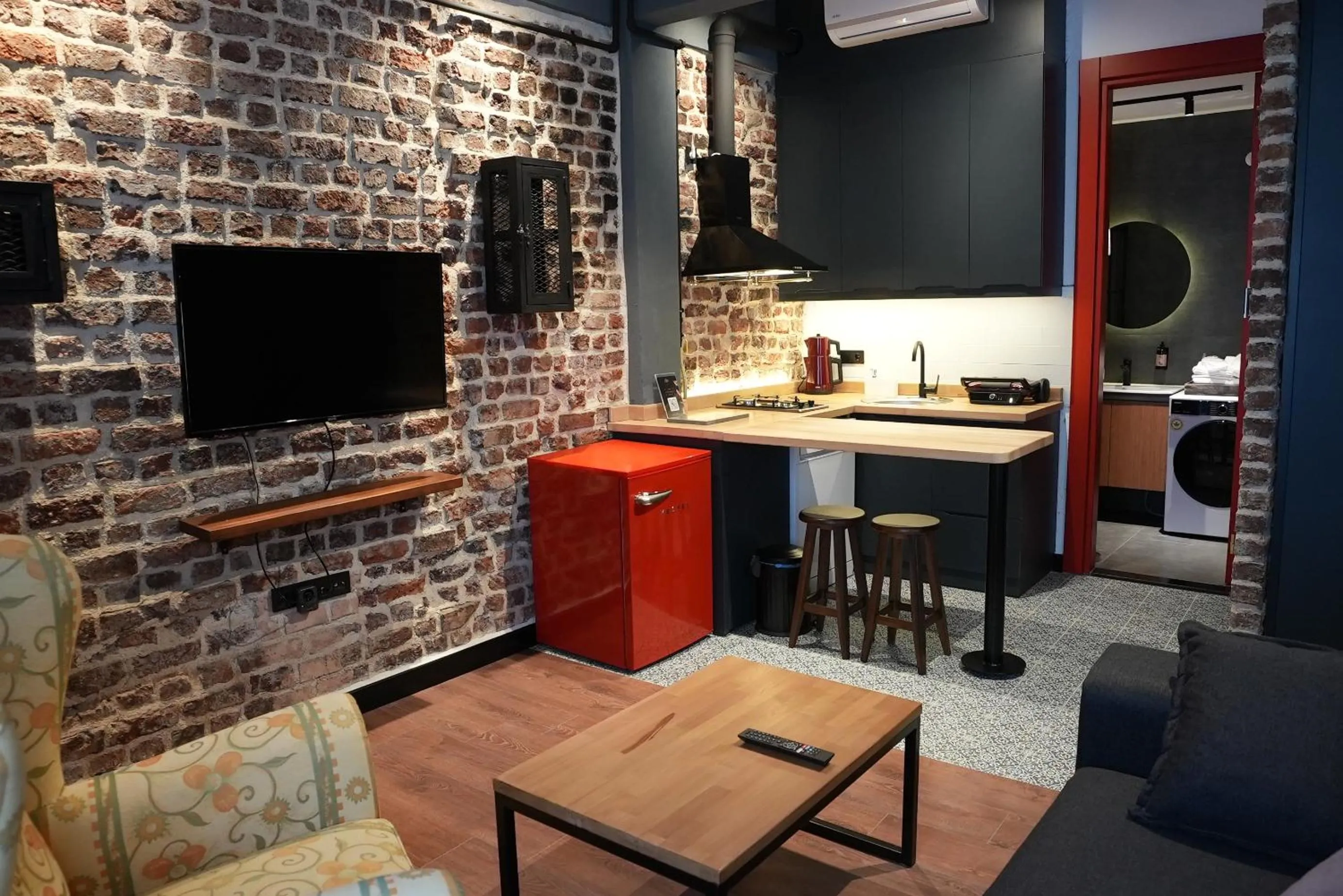 TV and multimedia in Alness Residence