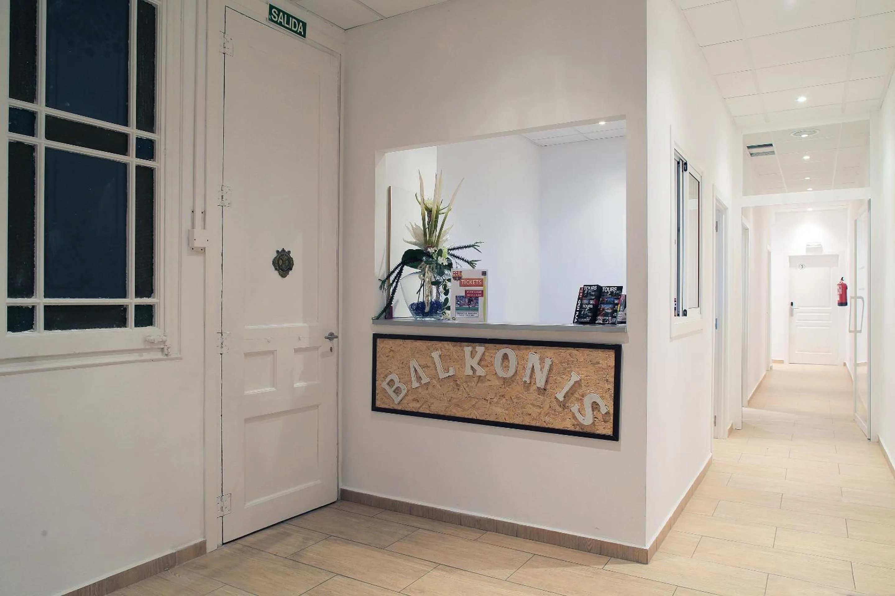 Property logo or sign in Hostal Balkonis