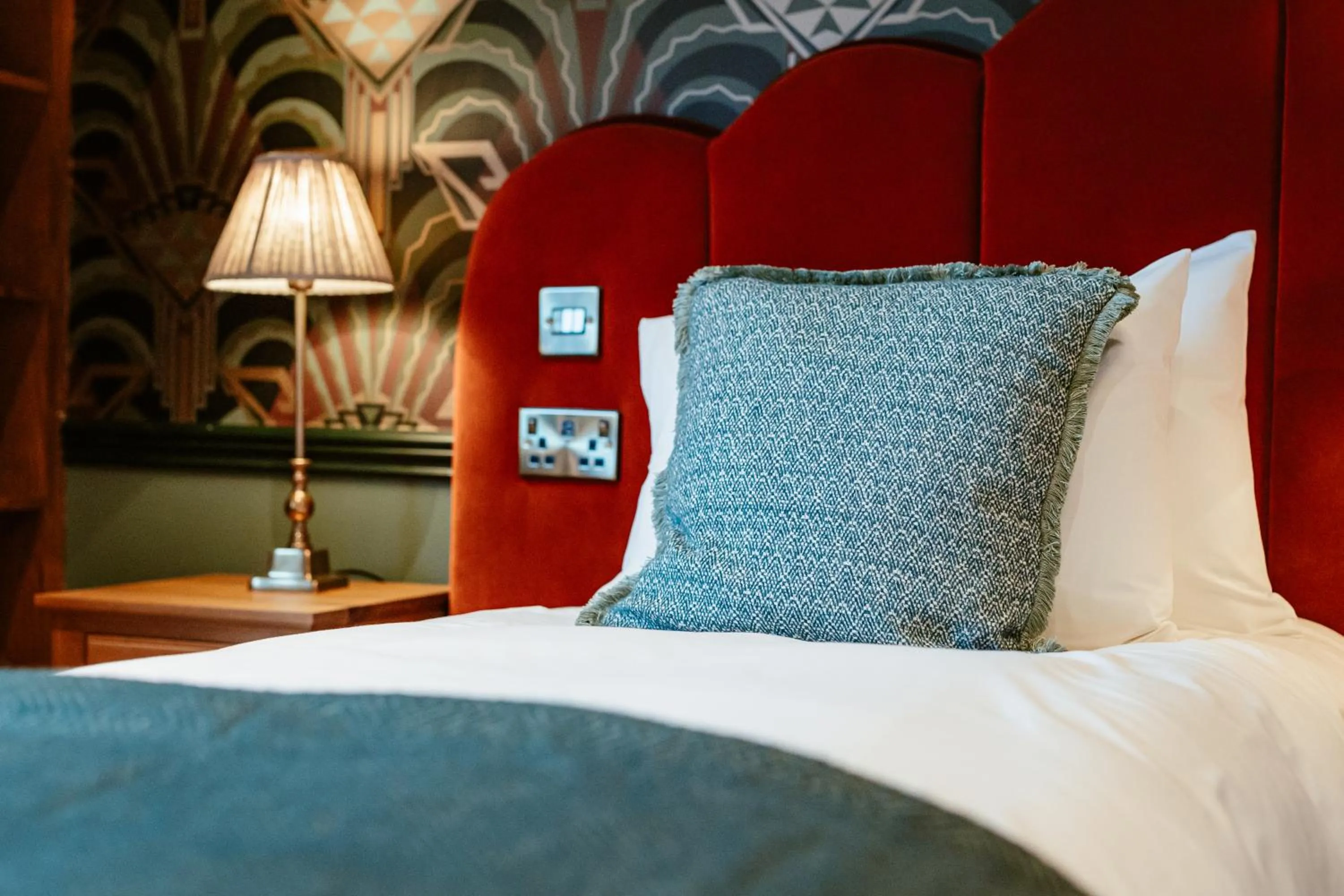 Single Room with Shower in The Wellington Hotel