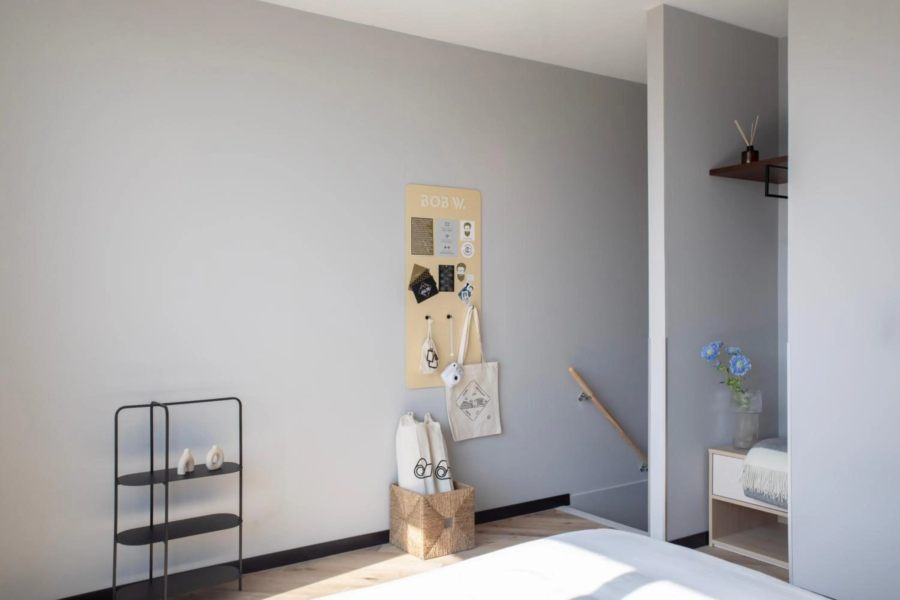 Living room, Bed in Bob W Amsterdam Noord