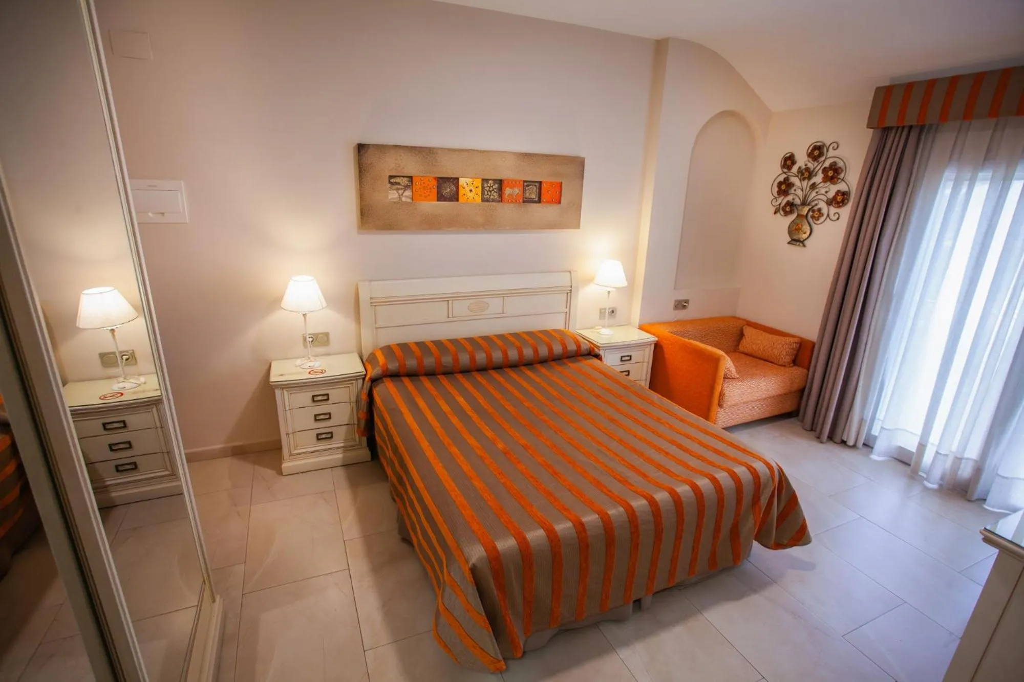 Bed in Hotel Versalles