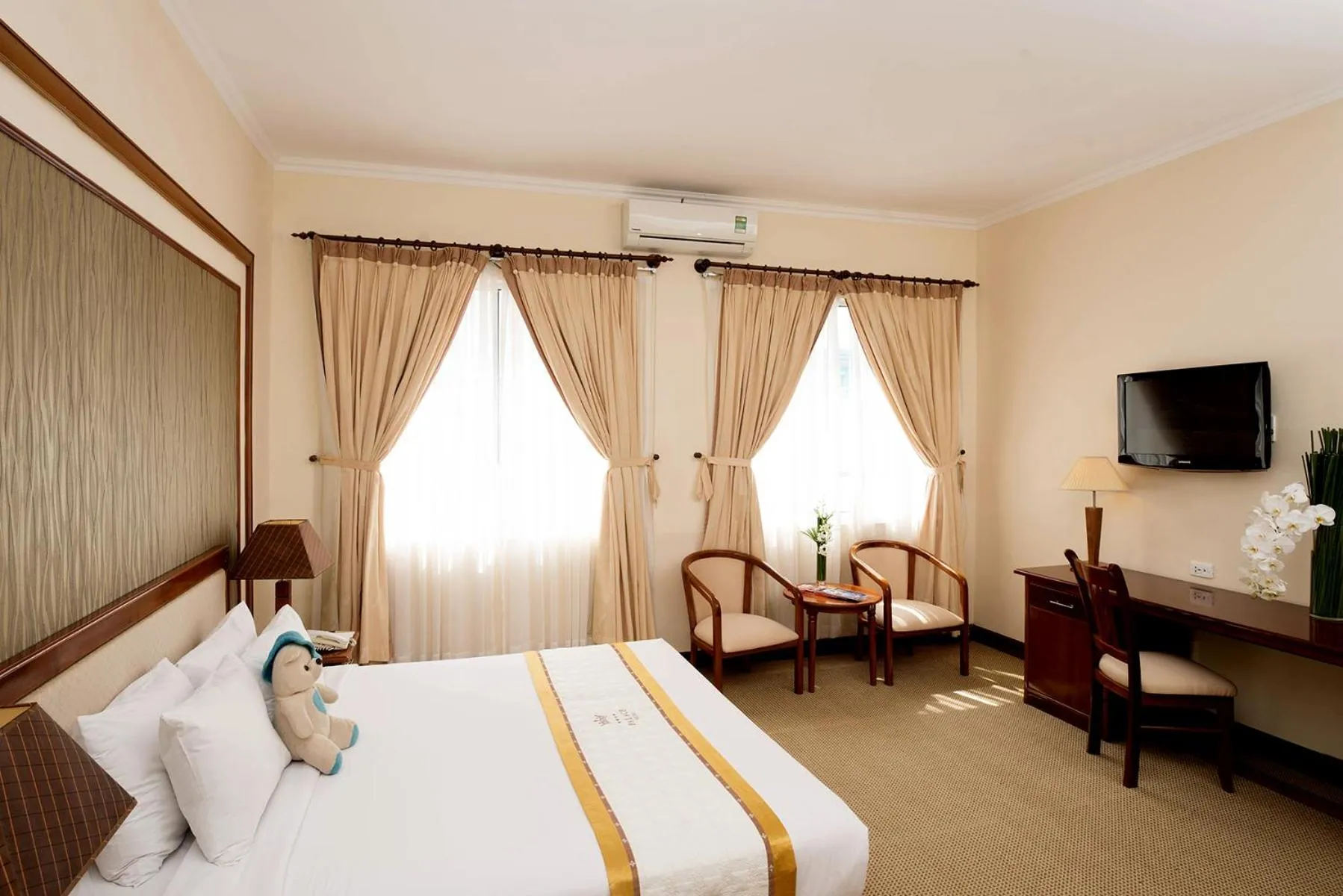 Bed in Palace Hotel Vung Tau