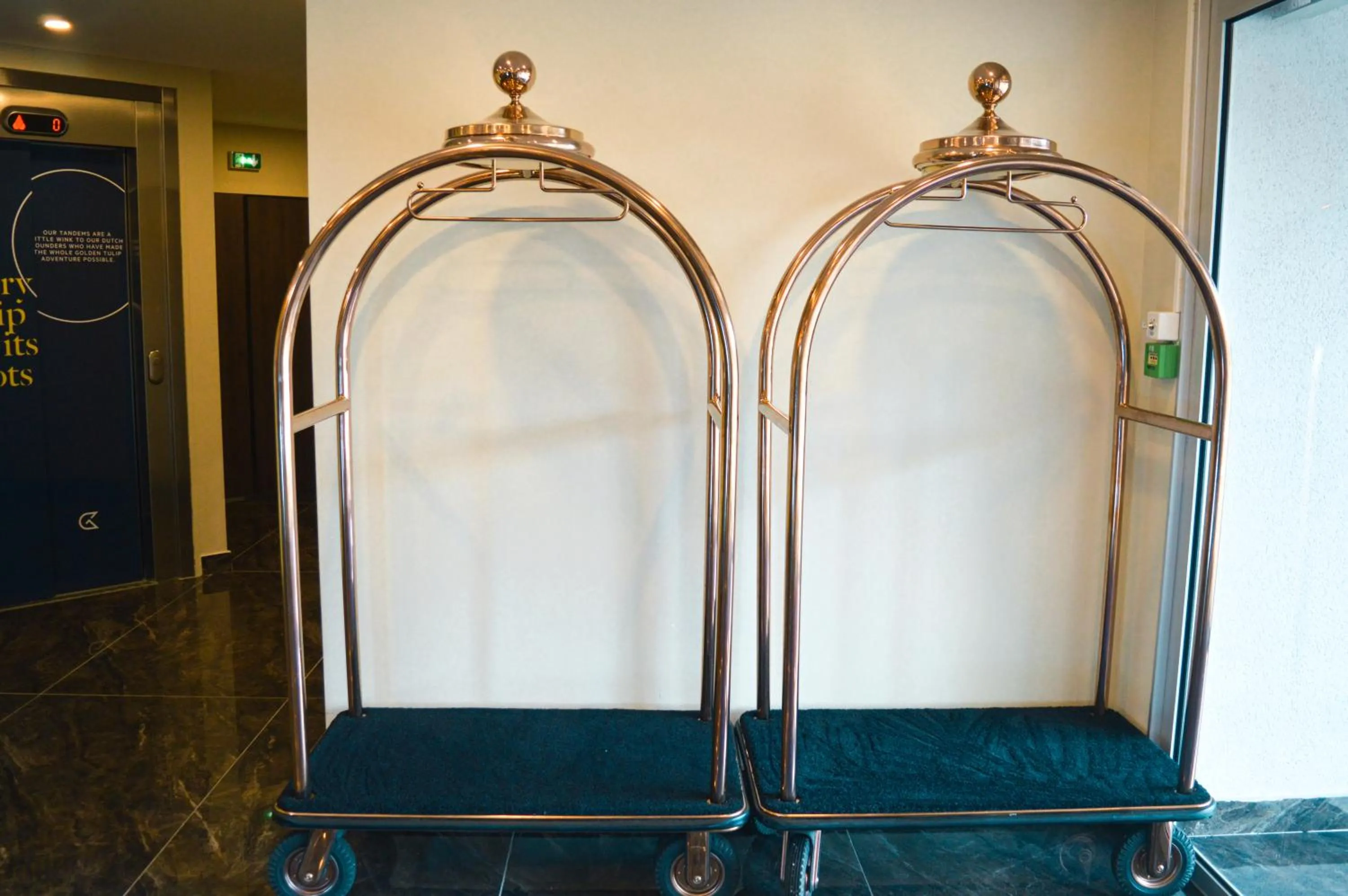 Lobby or reception in Golden Tulip Dieppe Hôtel & Spa