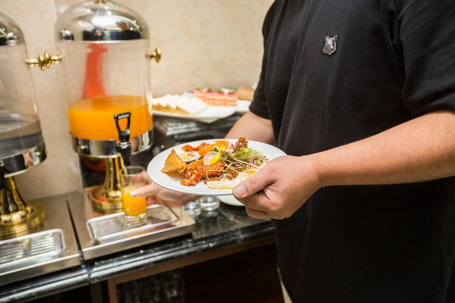 Restaurant/places to eat in Blubiz Hotel Mỹ Đình (Blubiz Hotel 2)