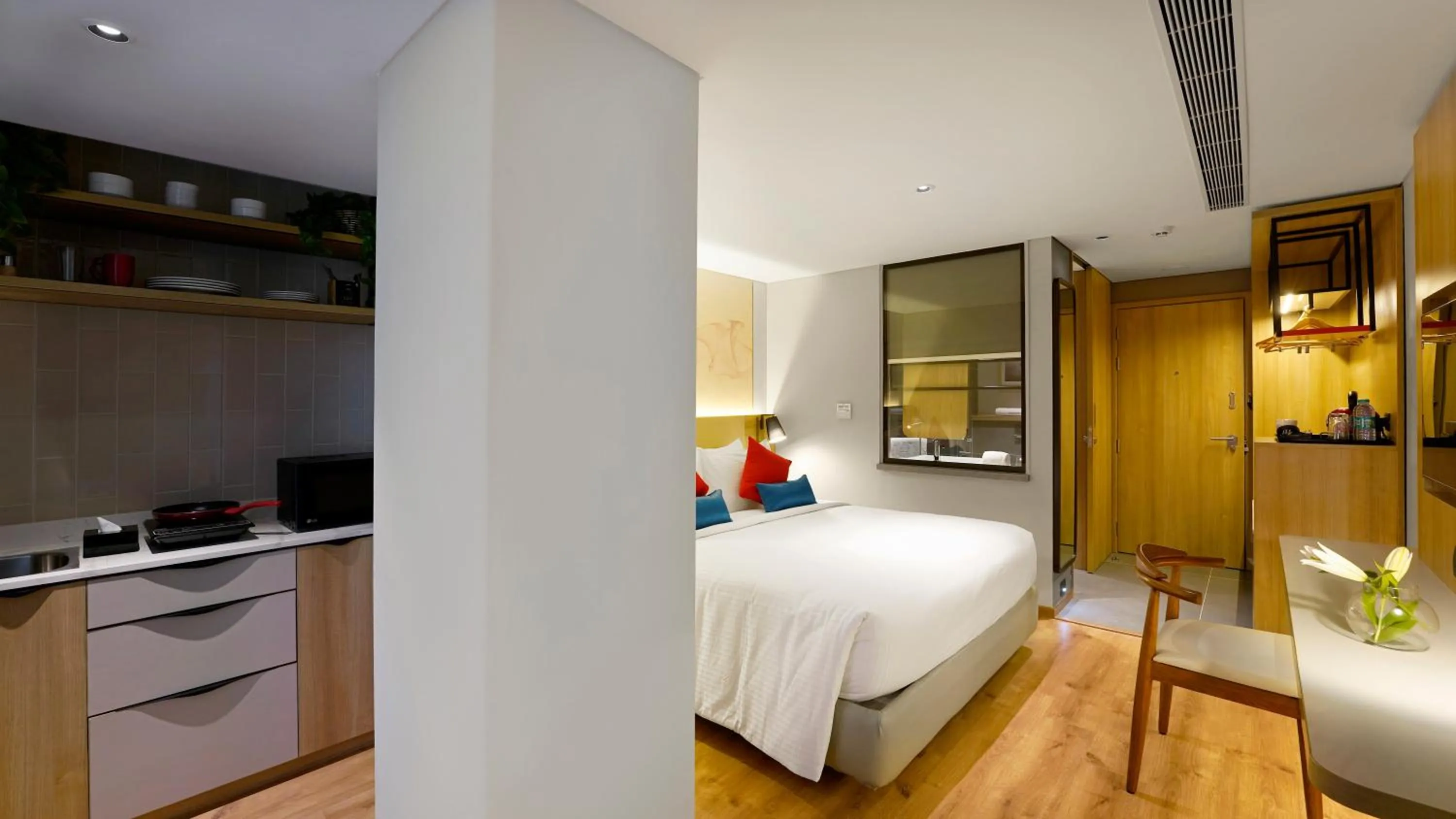 Kitchen or kitchenette, Bed in Aiden by Best Western Hennur Bengaluru
