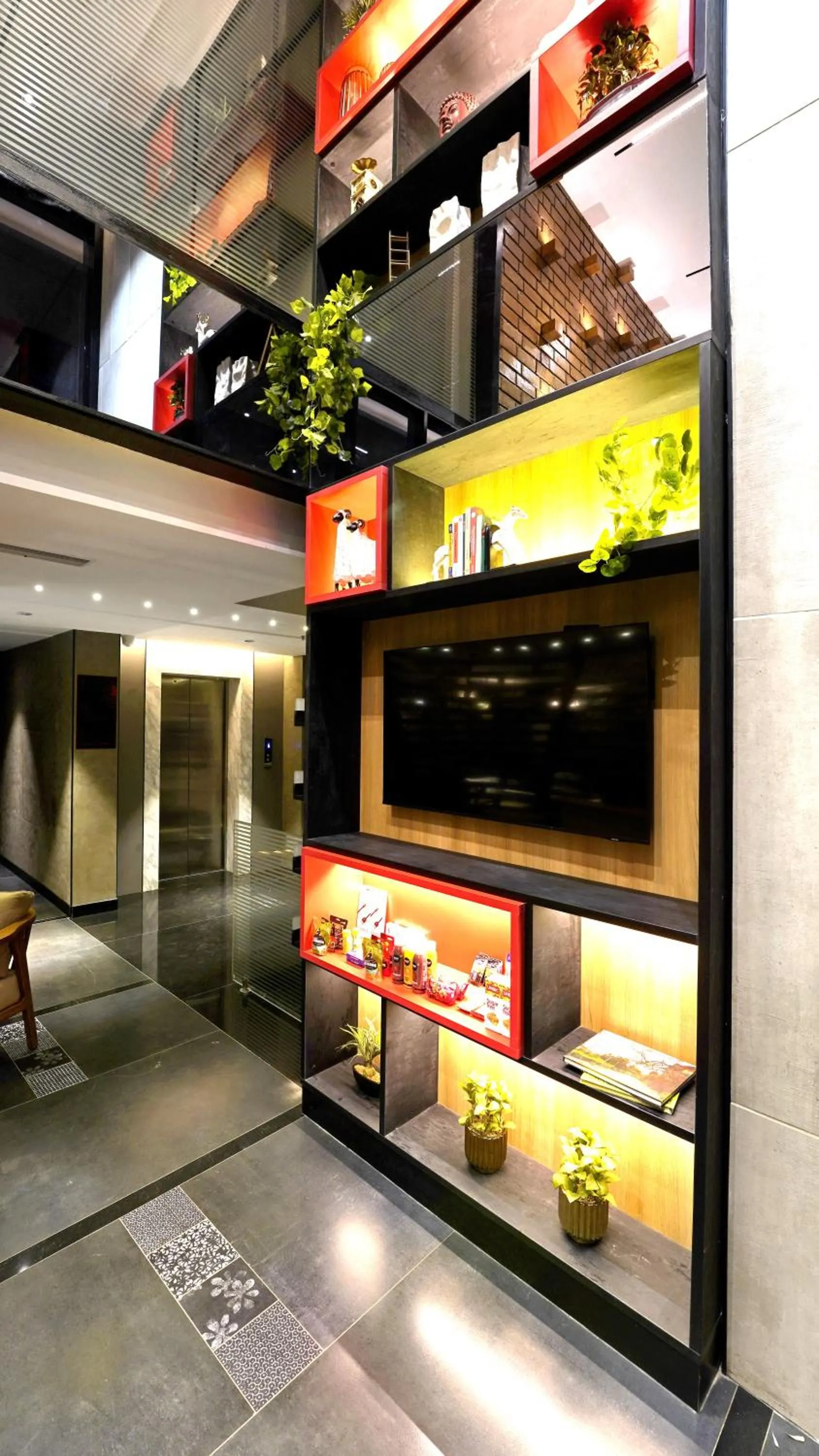 Lobby or reception in Aiden by Best Western Hennur Bengaluru