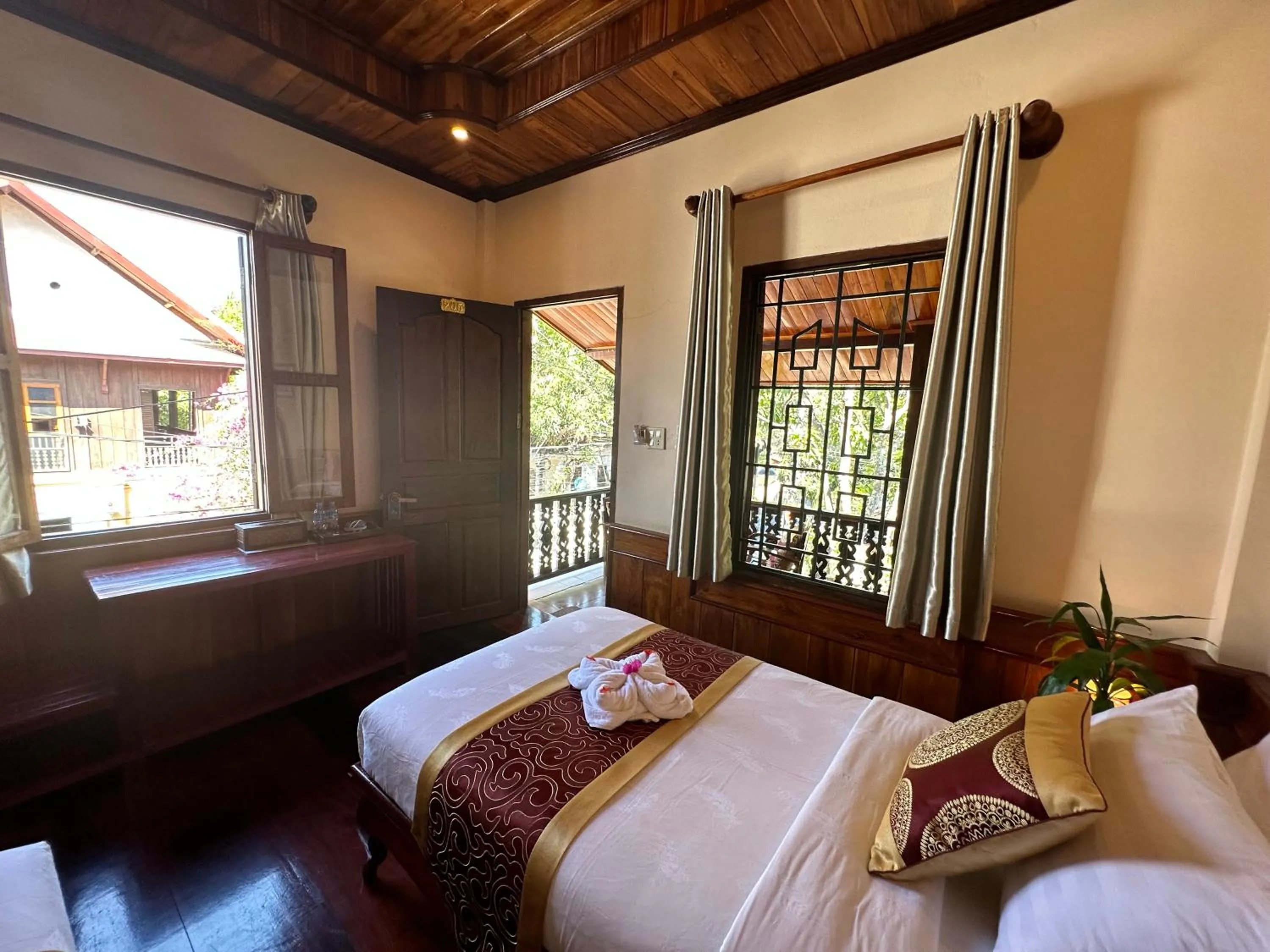 Bed in Ammata Boutique Villa