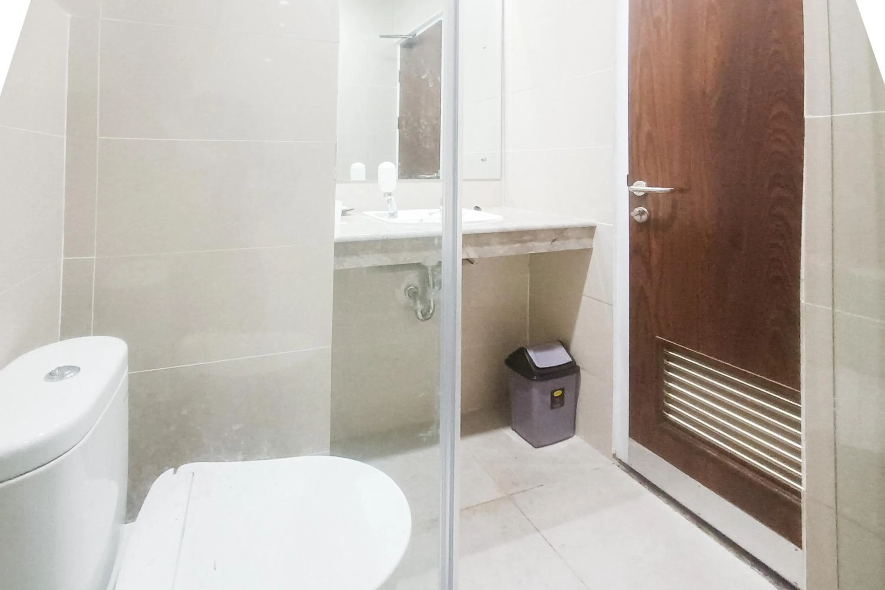 Bathroom in Urbanview Hotel Syariah UIN Mataram