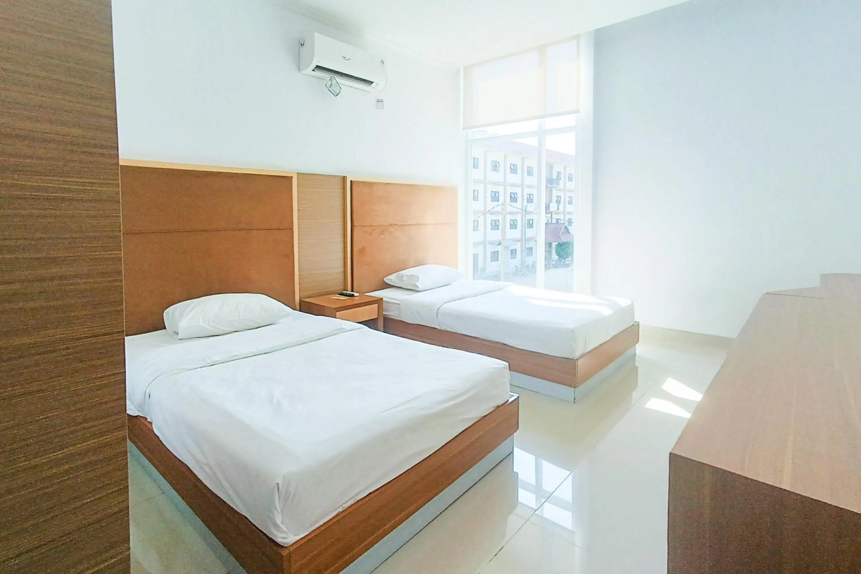 Bedroom, Bed in Urbanview Hotel Syariah UIN Mataram