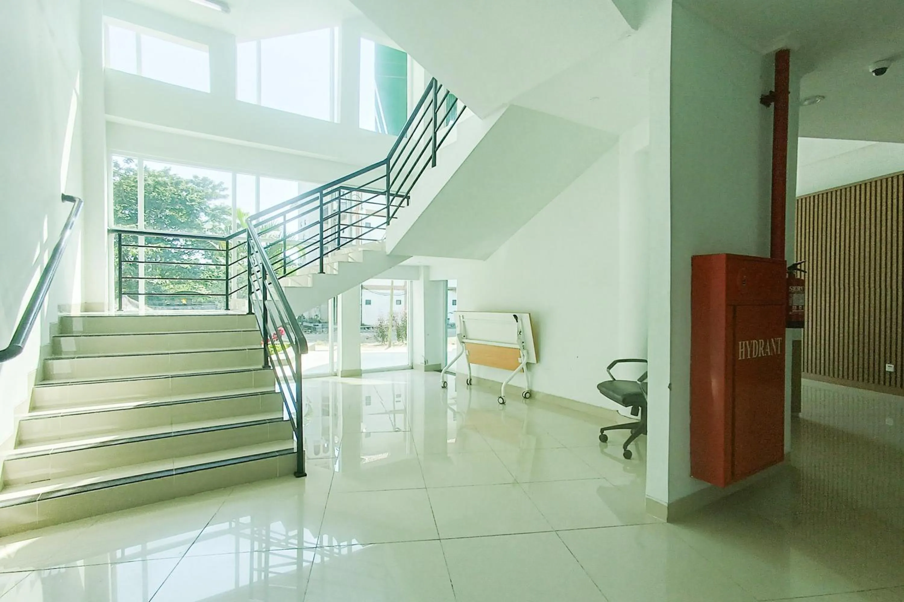 Property building in Urbanview Hotel Syariah UIN Mataram