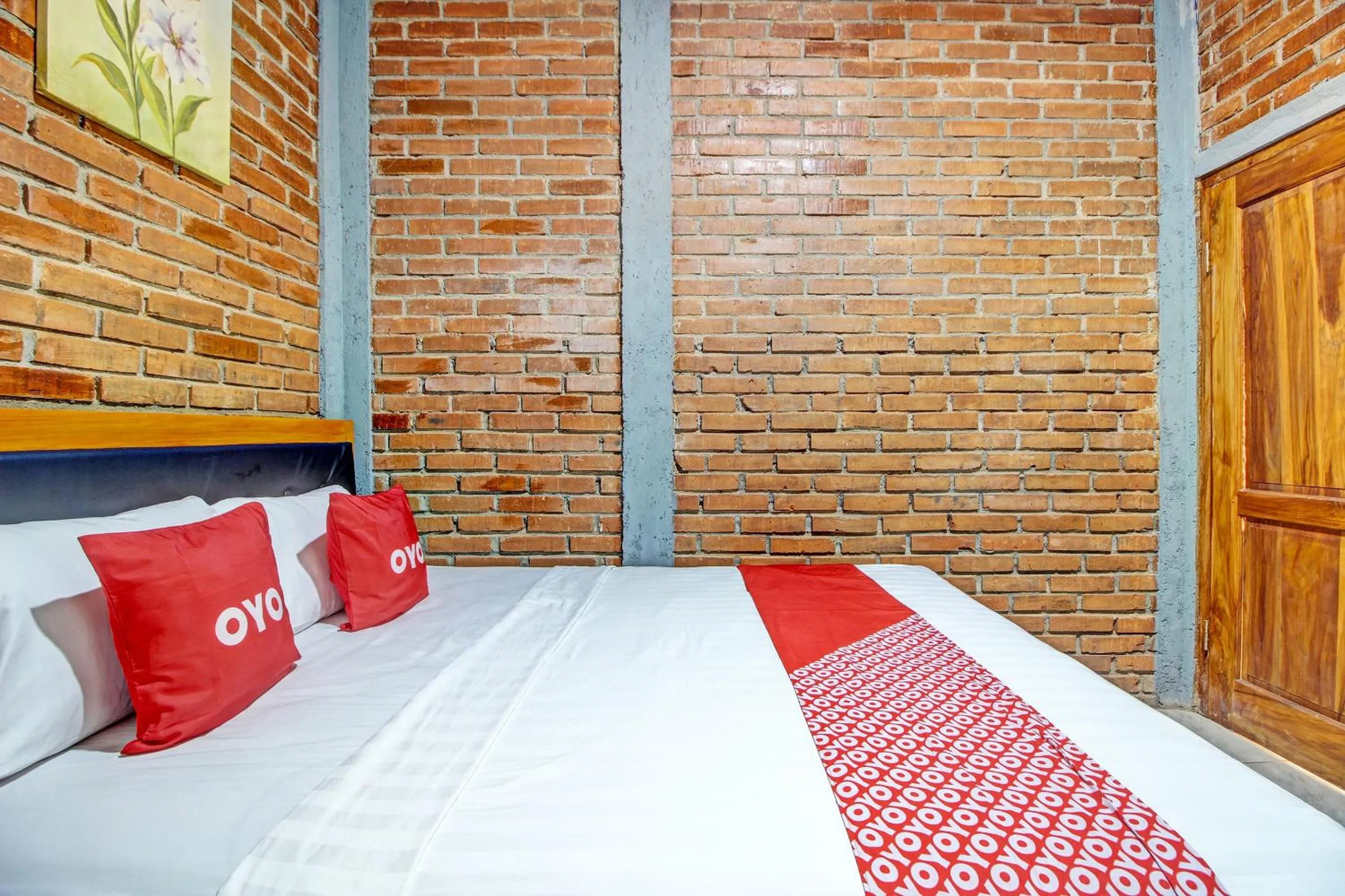 Bedroom in OYO 92606 Djoglo Boto Homestay Syariah