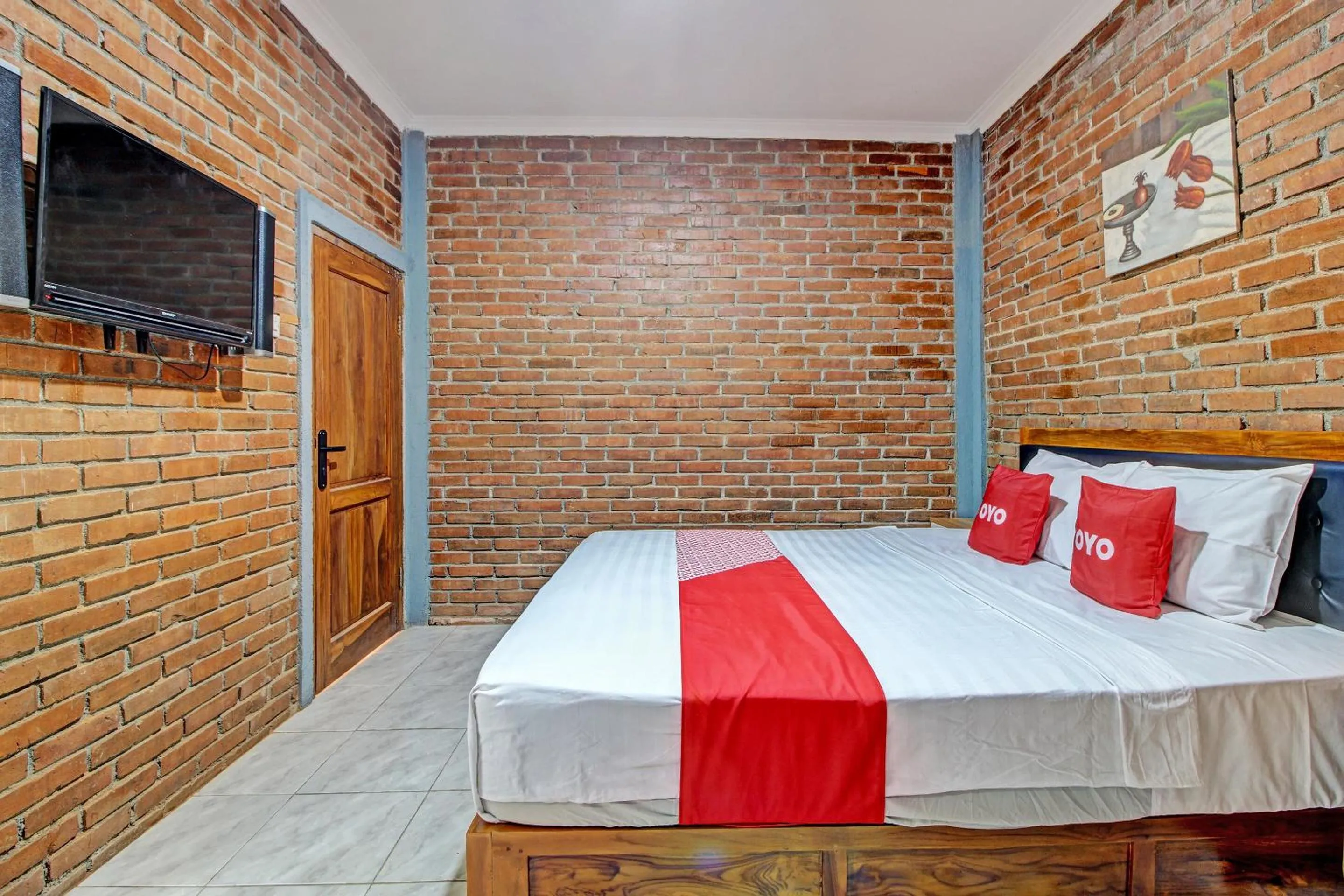 Bedroom in OYO 92606 Djoglo Boto Homestay Syariah