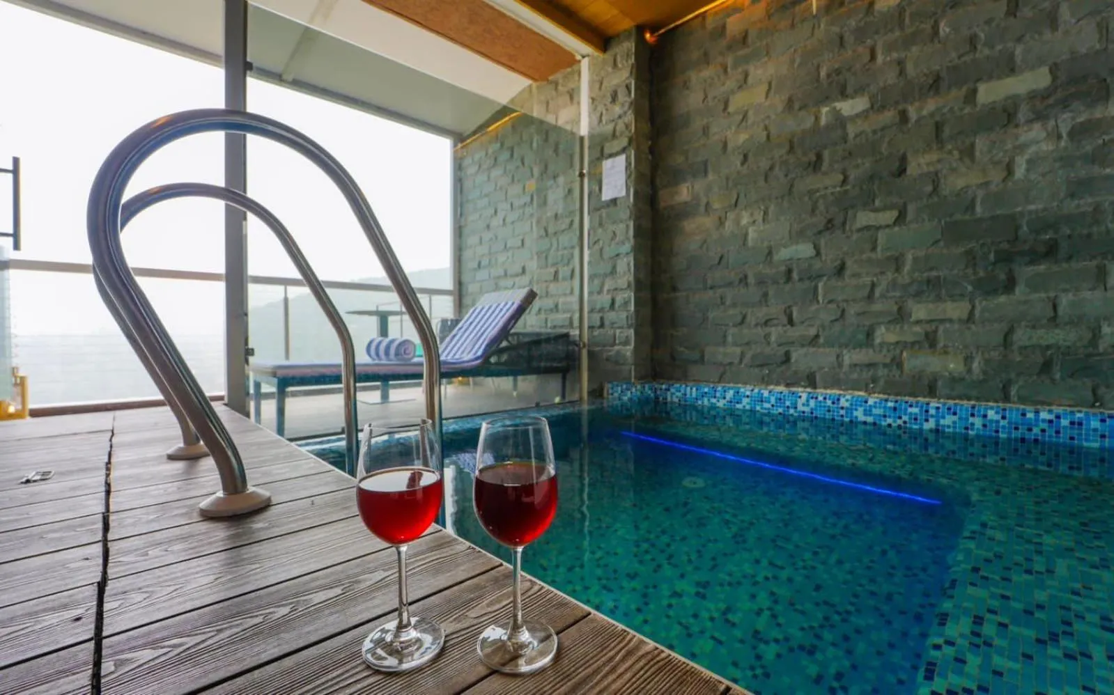 Swimming pool in Anantam Resort & Spa