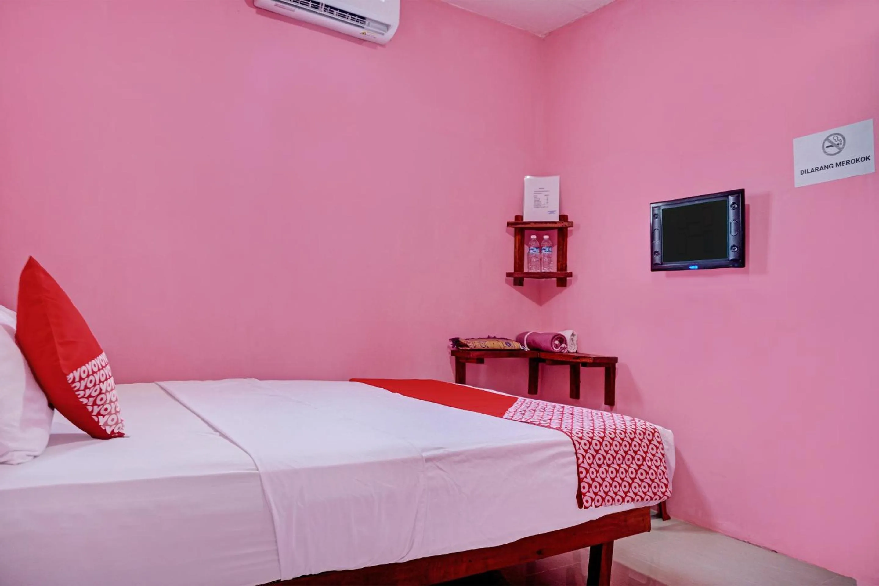 Bedroom, Bed in Hotel O Sulthan Homestay Syariah 3