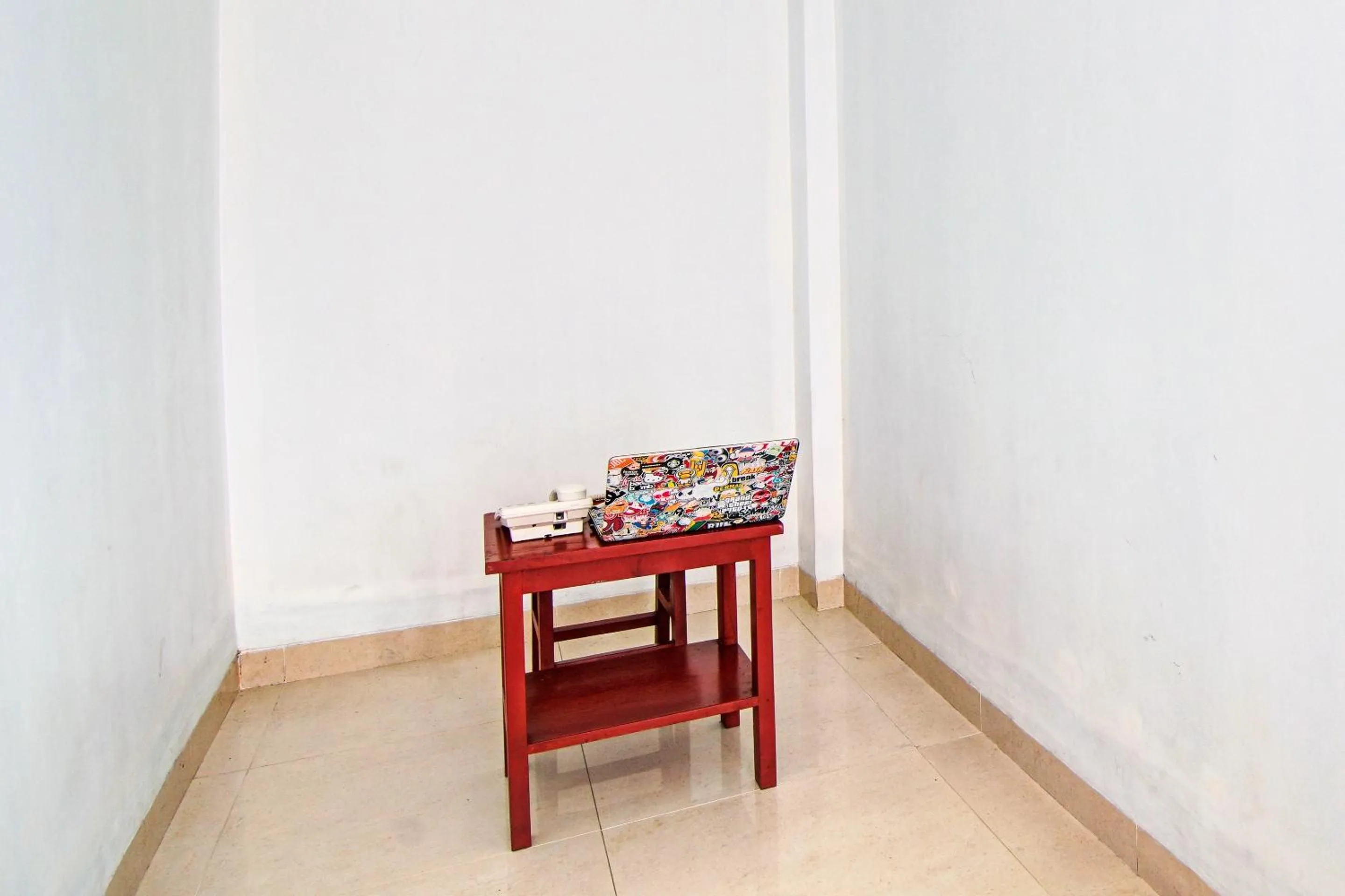 Lobby or reception in Hotel O Pondok Anggrek Syariah