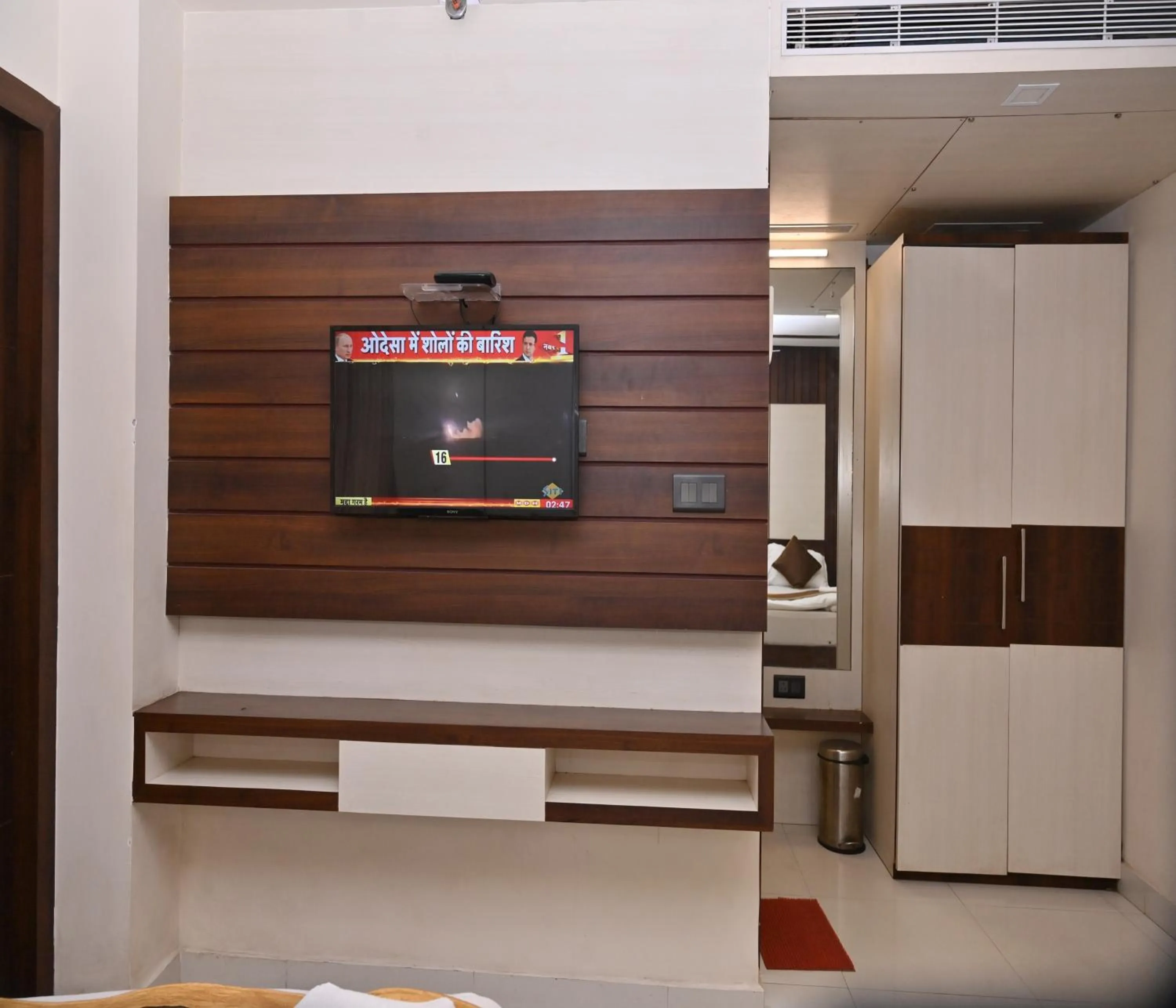 TV and multimedia in Hotel Silver Land New Digha with Rooftop Pool