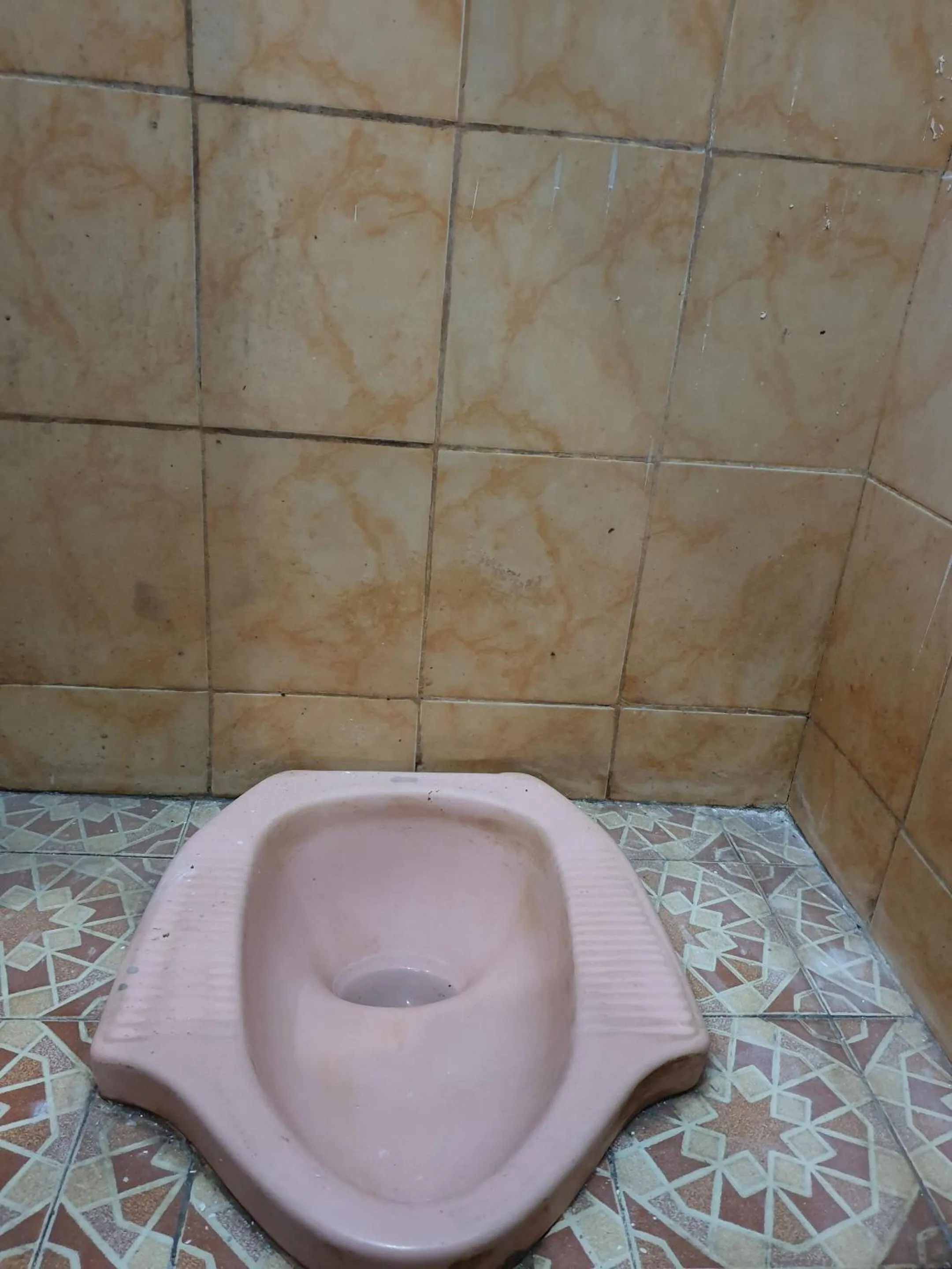 Bathroom in OYO Life 92621 Zain Kost